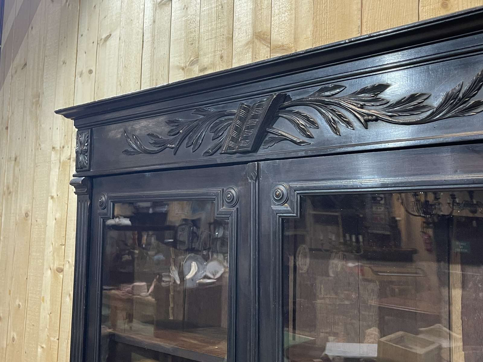 photo vinterior Napoleon III 19th Century Bookcase In Blackened Wood