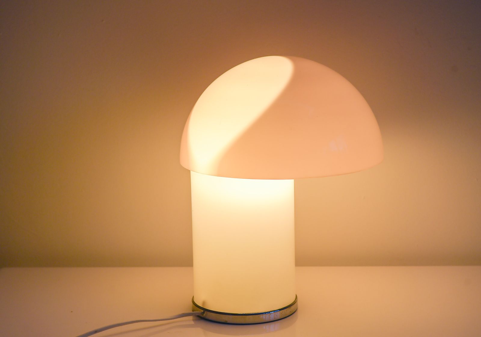 Rare Leila Table Lamp Designed By Verner Panton And Marcello Siard For Collezioni Longato Padova, Italy.