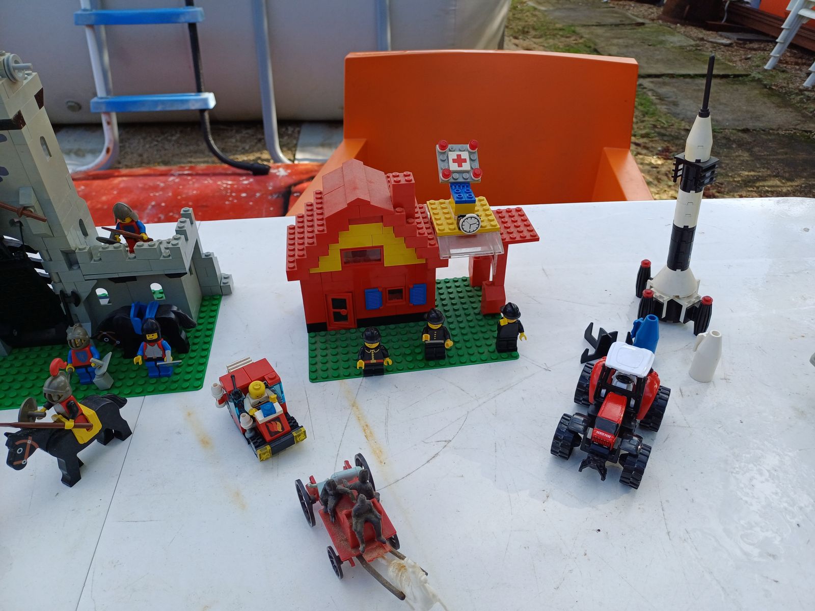 Lot Of Lego Toys, 1960s, Plastic photo vintage