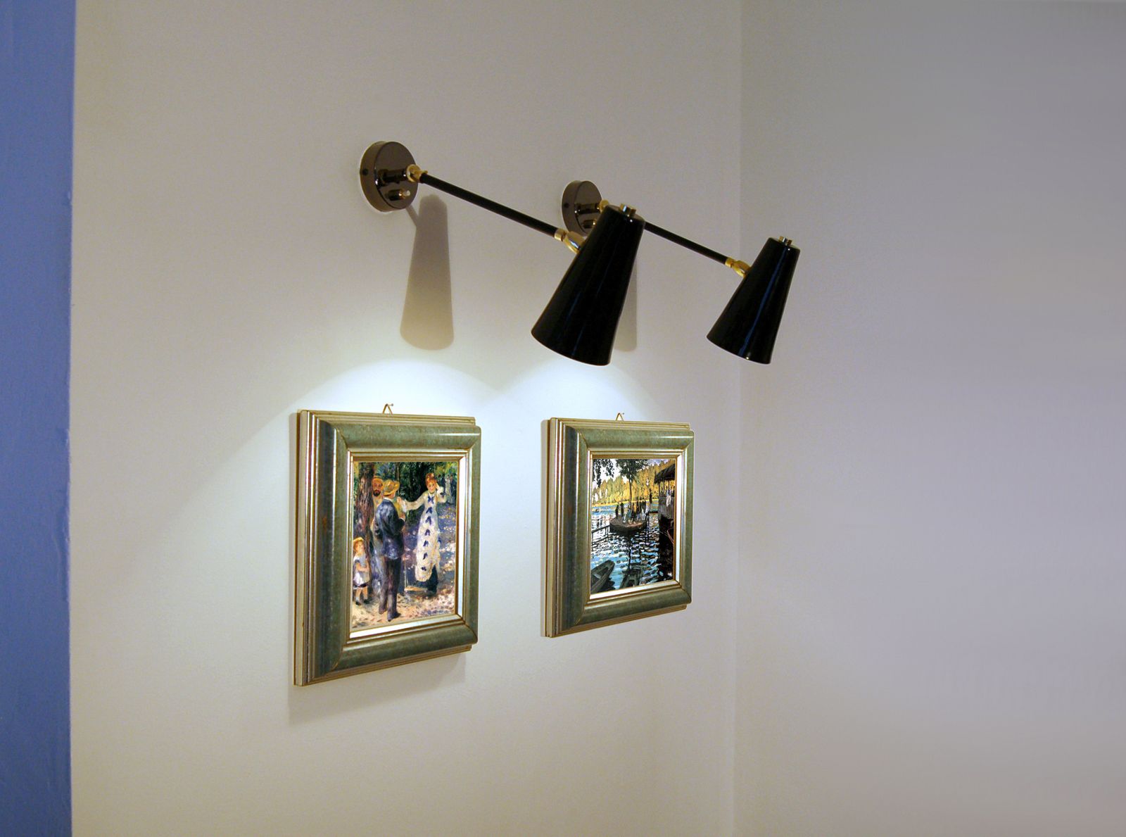 Pair Of Wall Lamp Articulated With Switch   Metal And Brass   Black Color