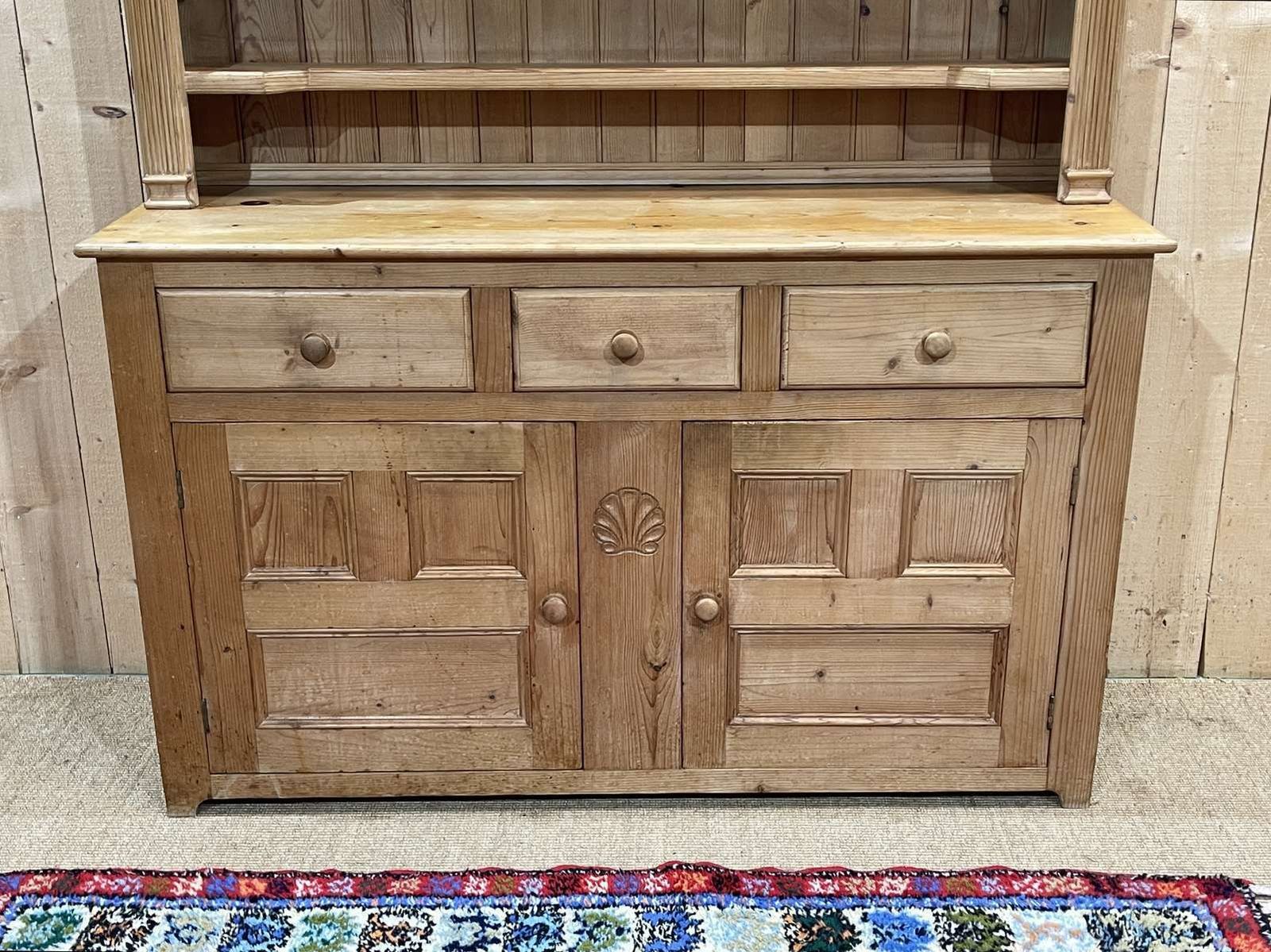 English Fir Dresser From The 1950s photo buy