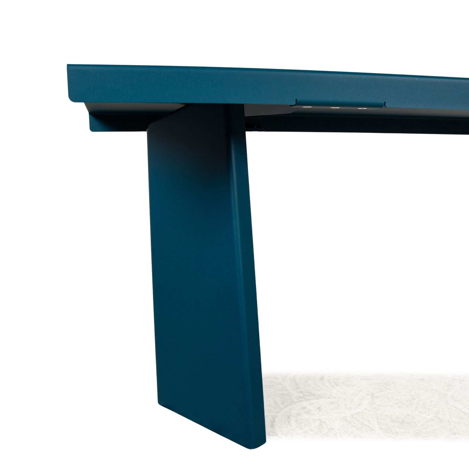 Classicon Palas Stalen Eettafel Blauw 240 X 73 X 76 Cm photo Meubels