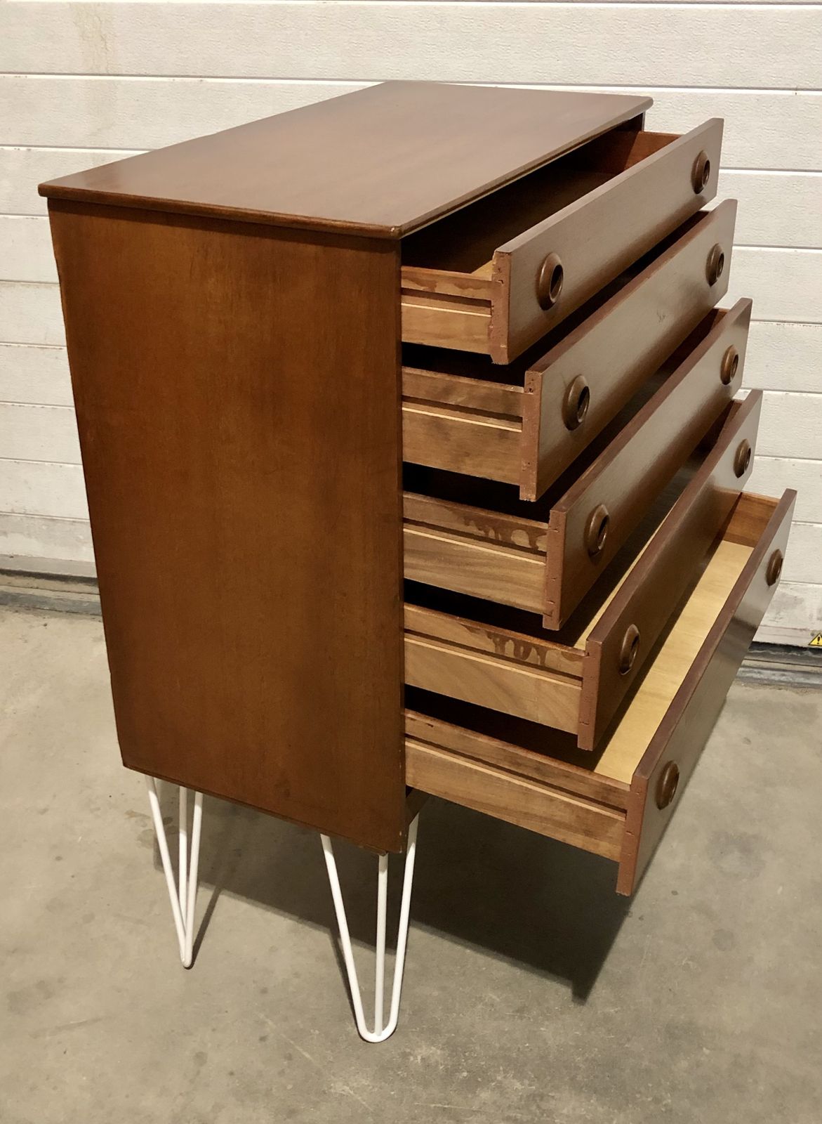 photo vintage Handsome Retro Teak Chest Of Drawers