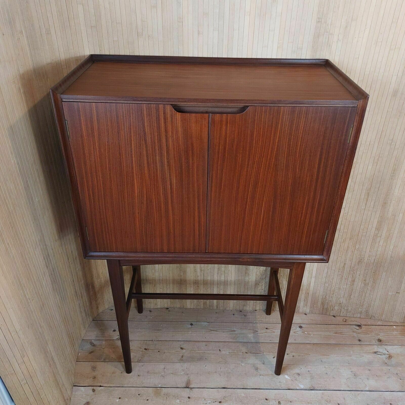 Fab Vintage Mid Century Modern Richard Hornby Afromosia Teak Drinks Cabinet photo for sale
