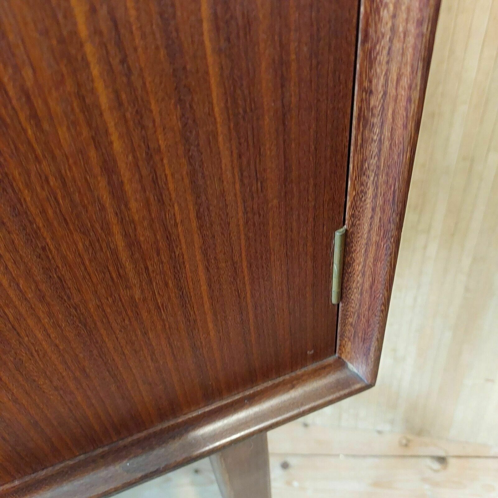 photo vintage Fab Vintage Mid Century Modern Richard Hornby Afromosia Teak Drinks Cabinet