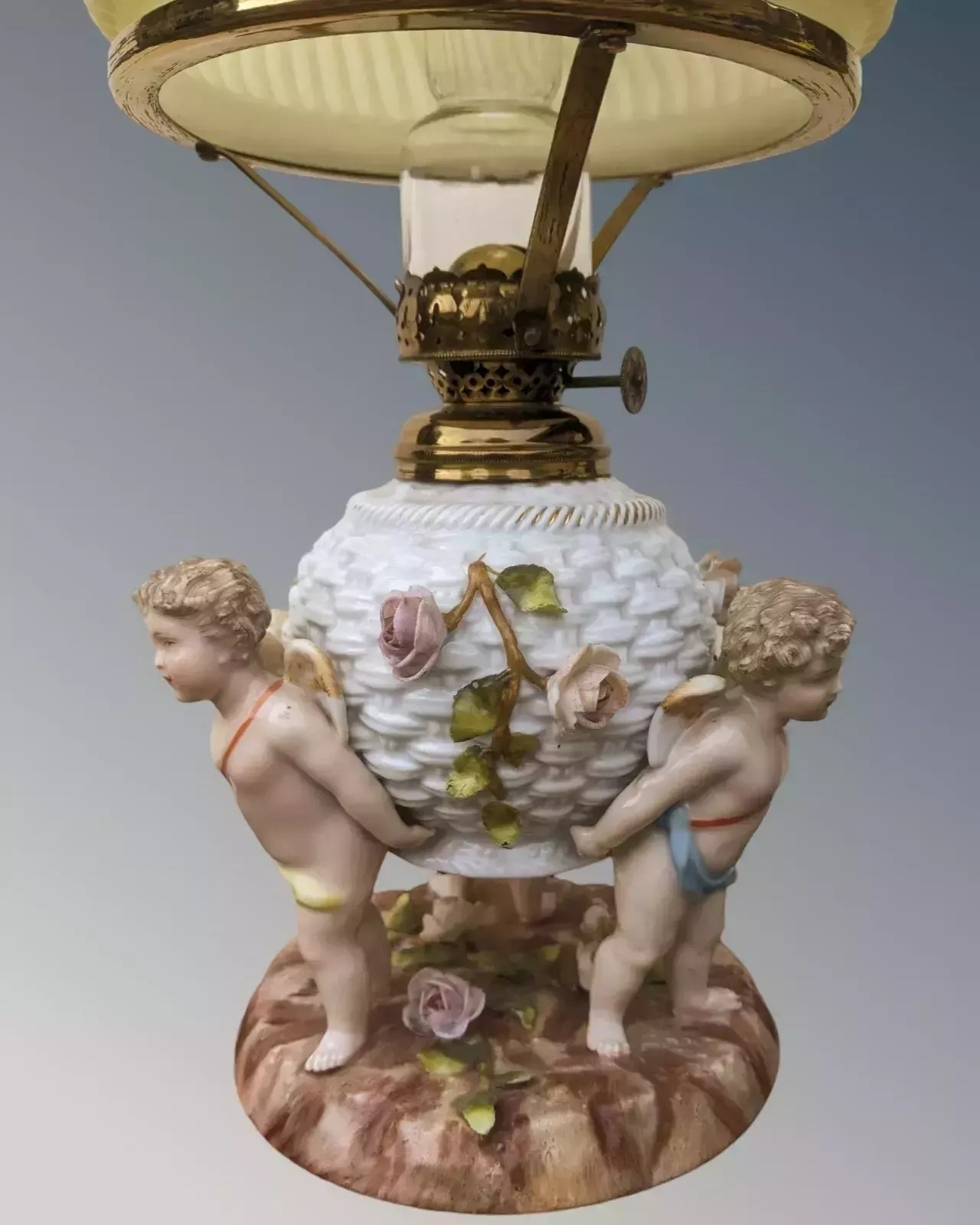 Very Pretty Pair Of Meissen Porcelain Cherub Oil Lamps photo furniture