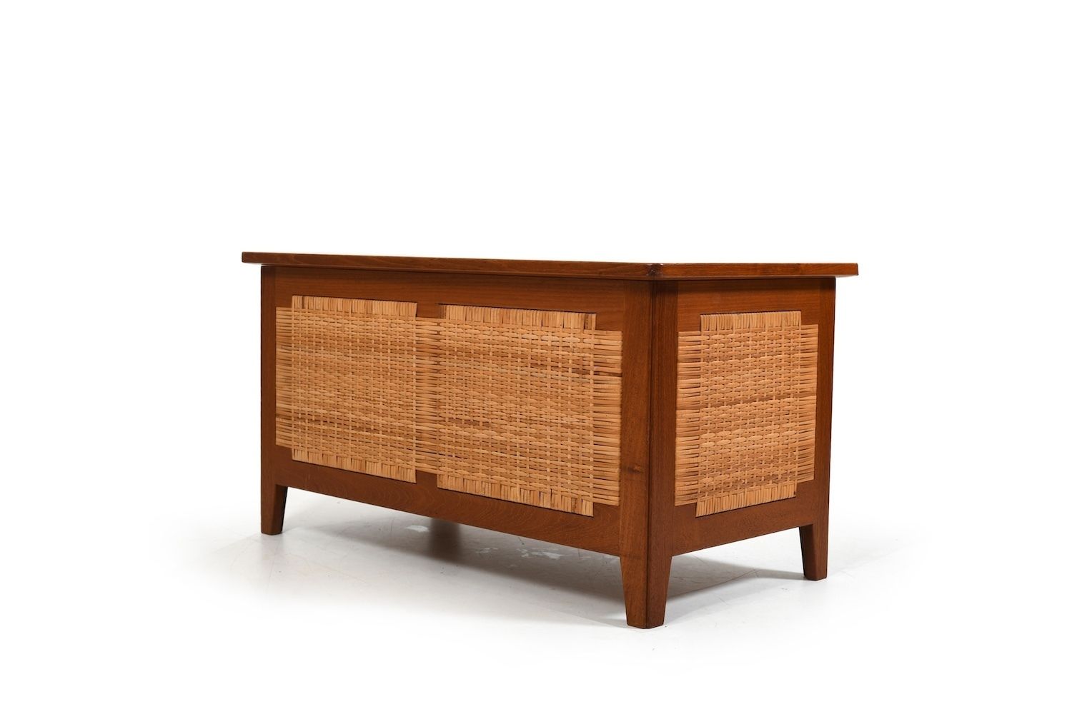 Chest By Kai Winding For Poul Hundevad Denmark 1960s. photo vinterior