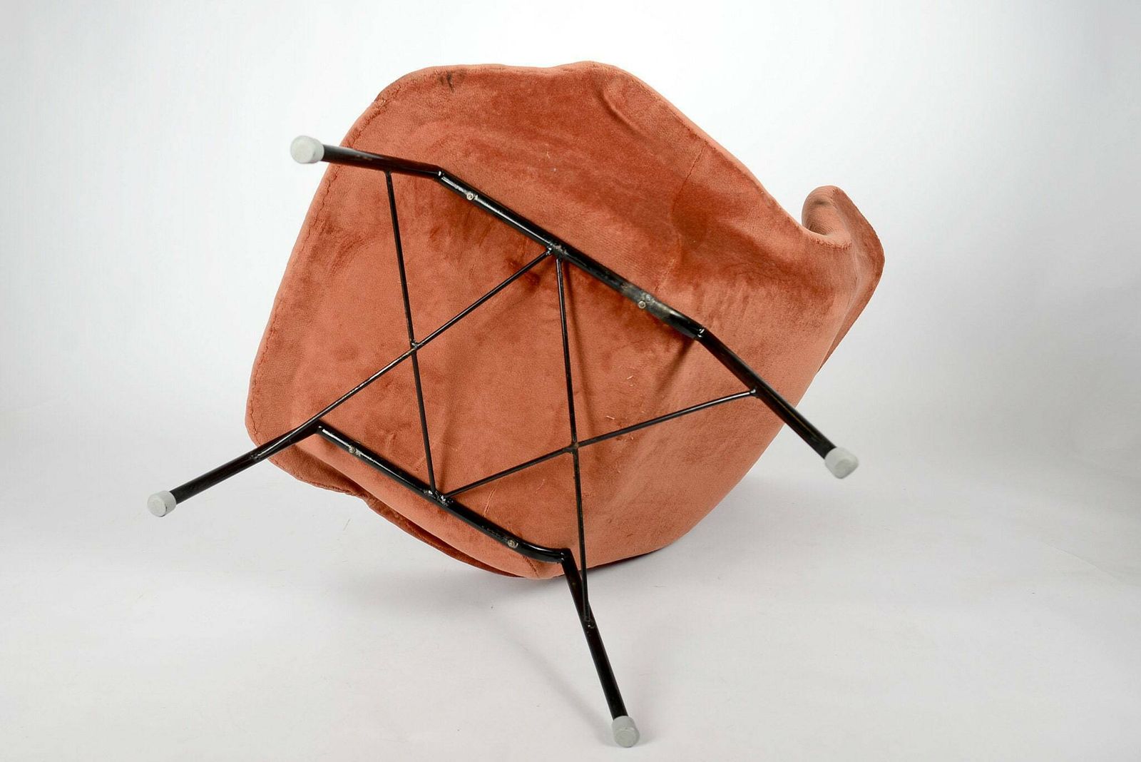 photo furniture Mid Century Lounge Chair By Miroslav Navratil, 1960s – Fiberglass Shell With Velvet Upholstery, Iconic Design