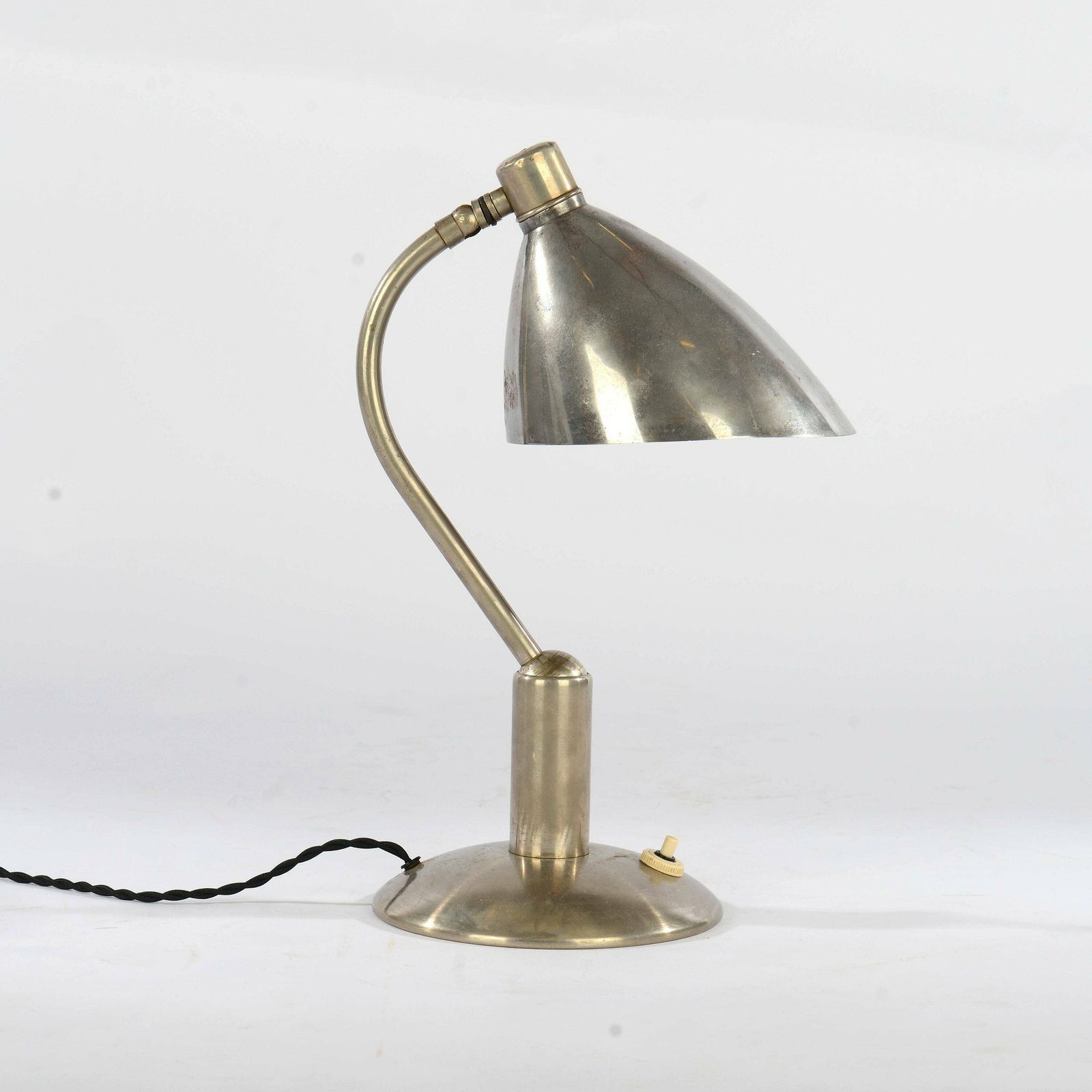 Bauhaus Functionalist Desk Lamp Type 5972 By Franta Anyz, 1930s – Adjustable Nickel Plated Brass, Perfect For Modern Interiors photo furniture