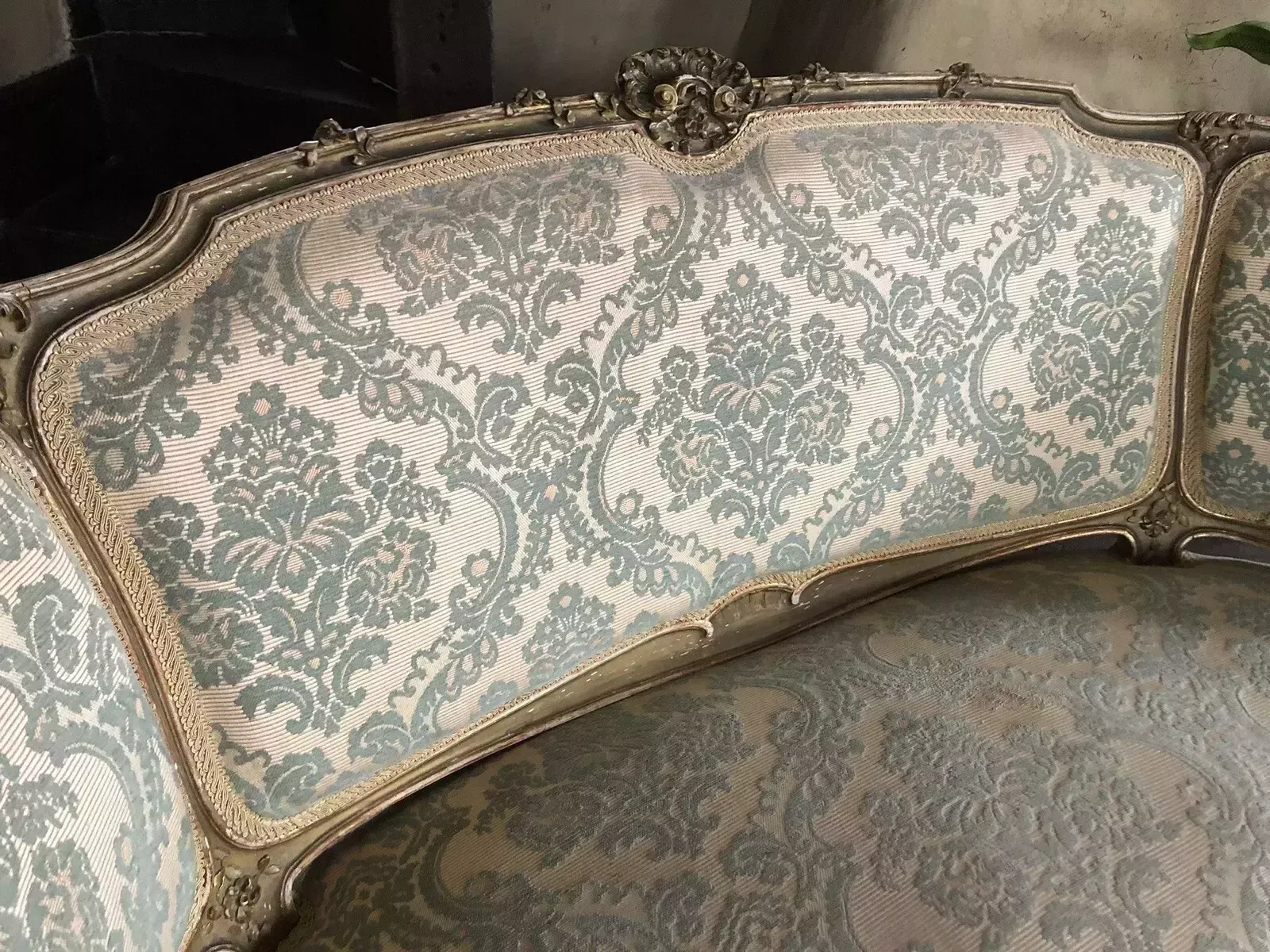 photo furniture Quality Antique Original Loveseat Sofa Gilt Gold Salon Parlour Chaise Longue