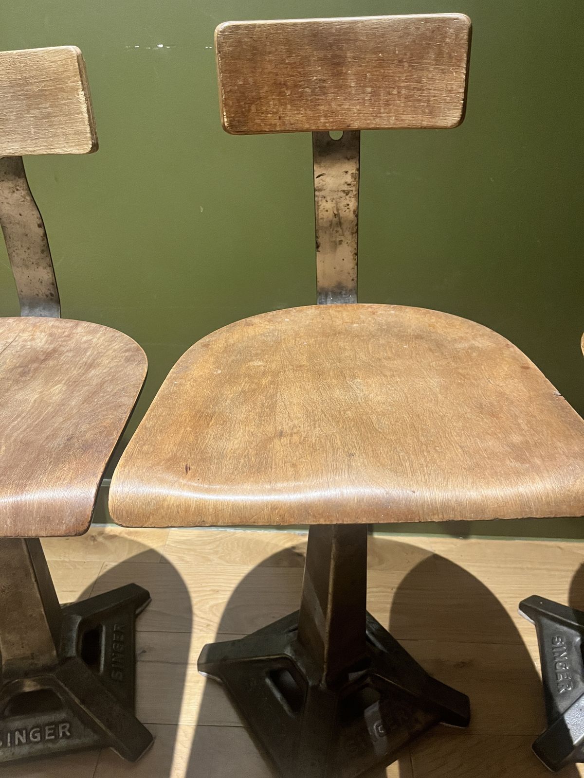 Antique Cast Iron Singer Machinist Chairs Set Of 4 photo Furniture