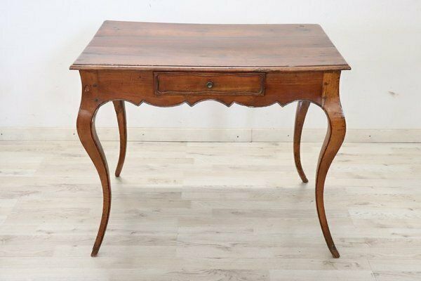 Antique Coffee Table In Cherry Wood, 18th Century photo vinterior
