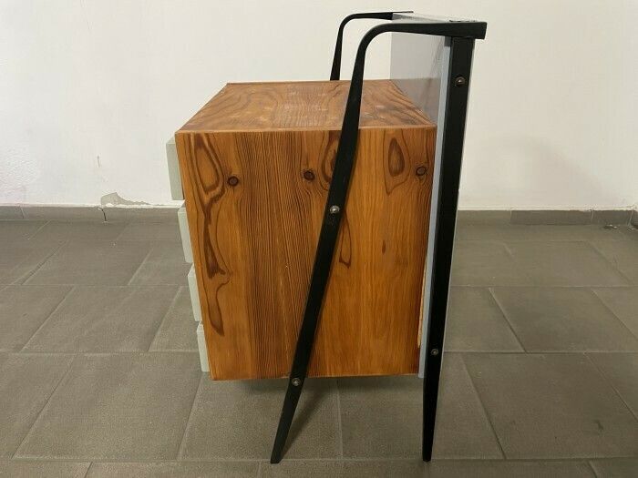 Cabinet With Drawers úp Závody photo vinterior