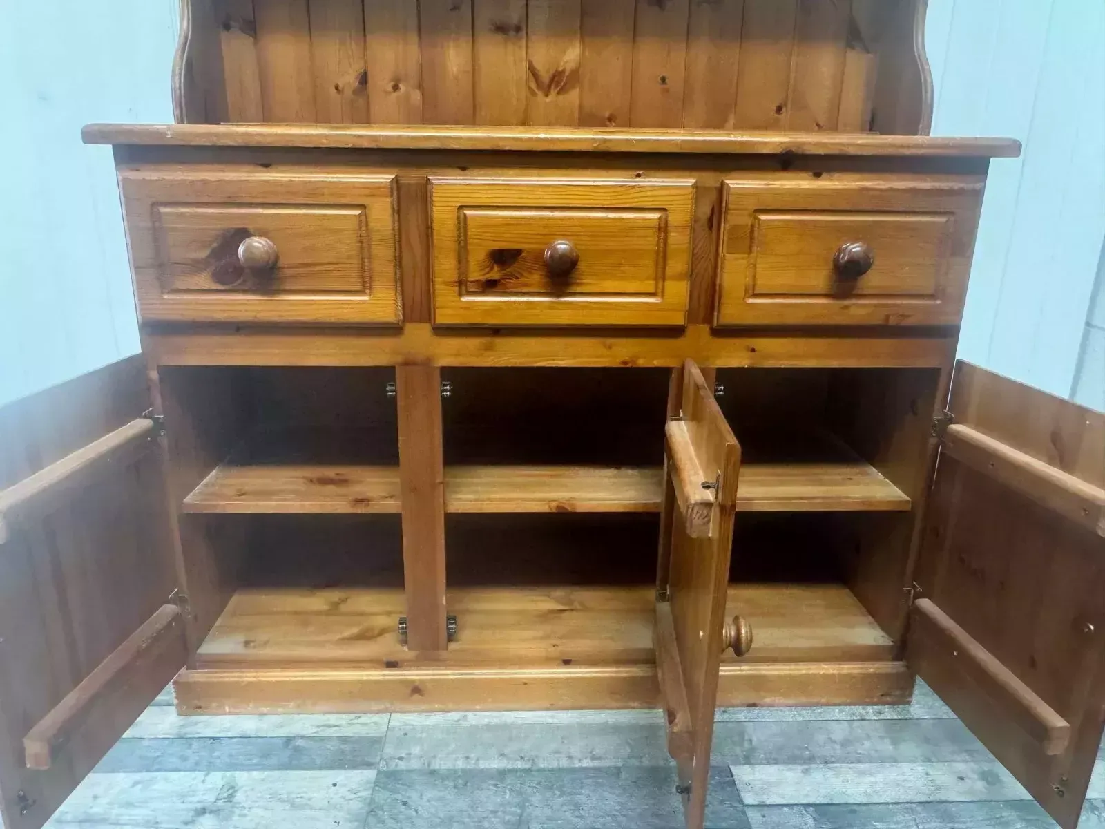 Custom Painted Vintage Country Farmhouse Pine 3 Door Welsh Dresser photo for sale