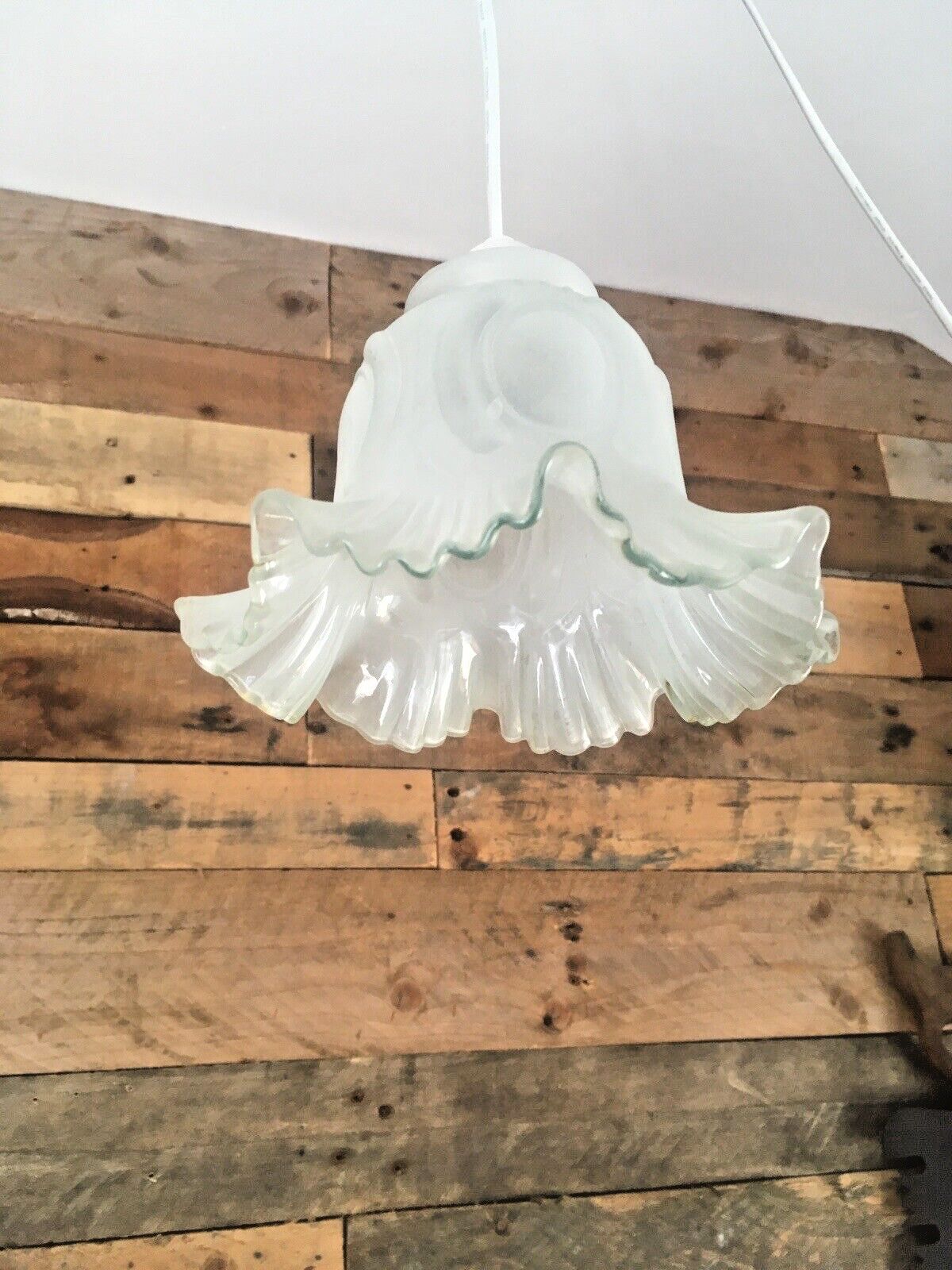 1 Antique Art Nouveau Frosted Satin Glass Ruffled Crimped Edge Light Shade Deco photo Lighting