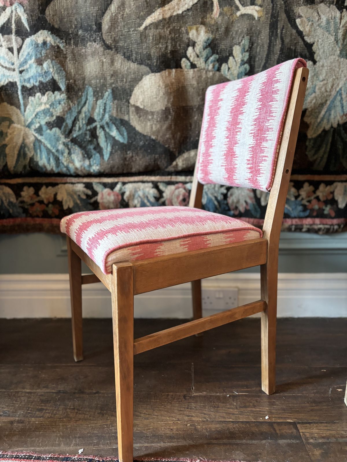 Set Of Four Russell Of Broadway Chairs photo Furniture