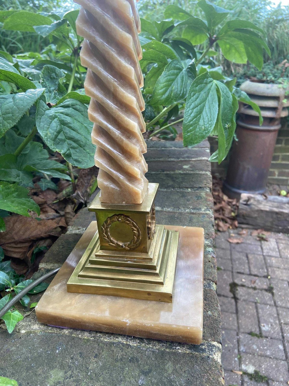Unusual Vintage Spiral And Creamy Brown Onyx (Marble) And Metal Lamp   Classical Corinthian Style, Working photo 109.0