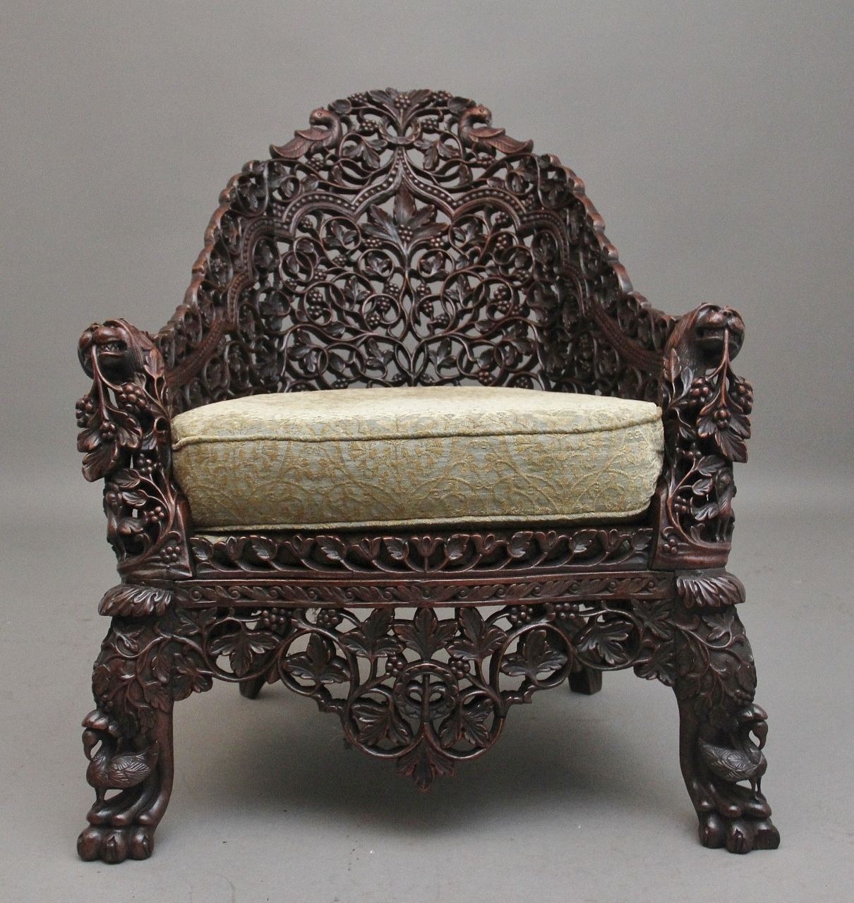 photo vinterior 19th Century Anglo Indian Armchair