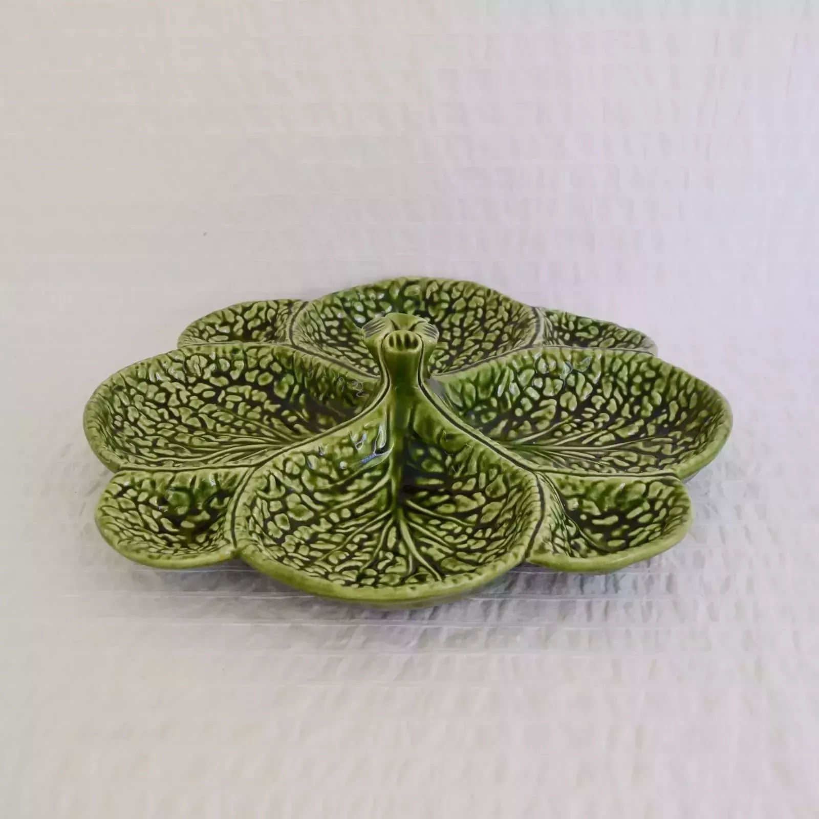 Subtil John Buck Majolica Green Cabbage Leaf Serving Plate Portuguese Pottery photo furniture