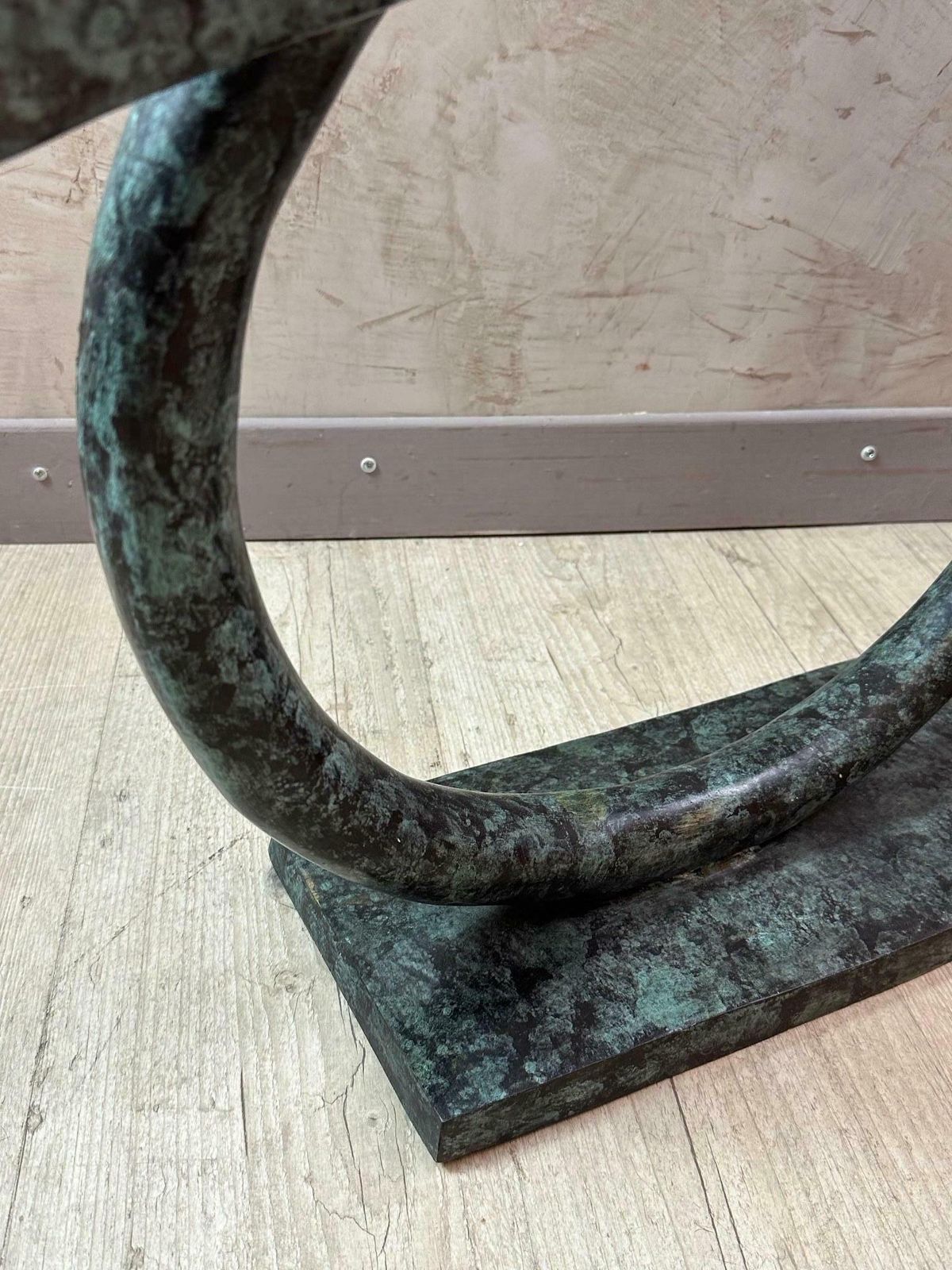 photo vinterior Contemporary "Tour De France" Cyclist Bronze Sculpture