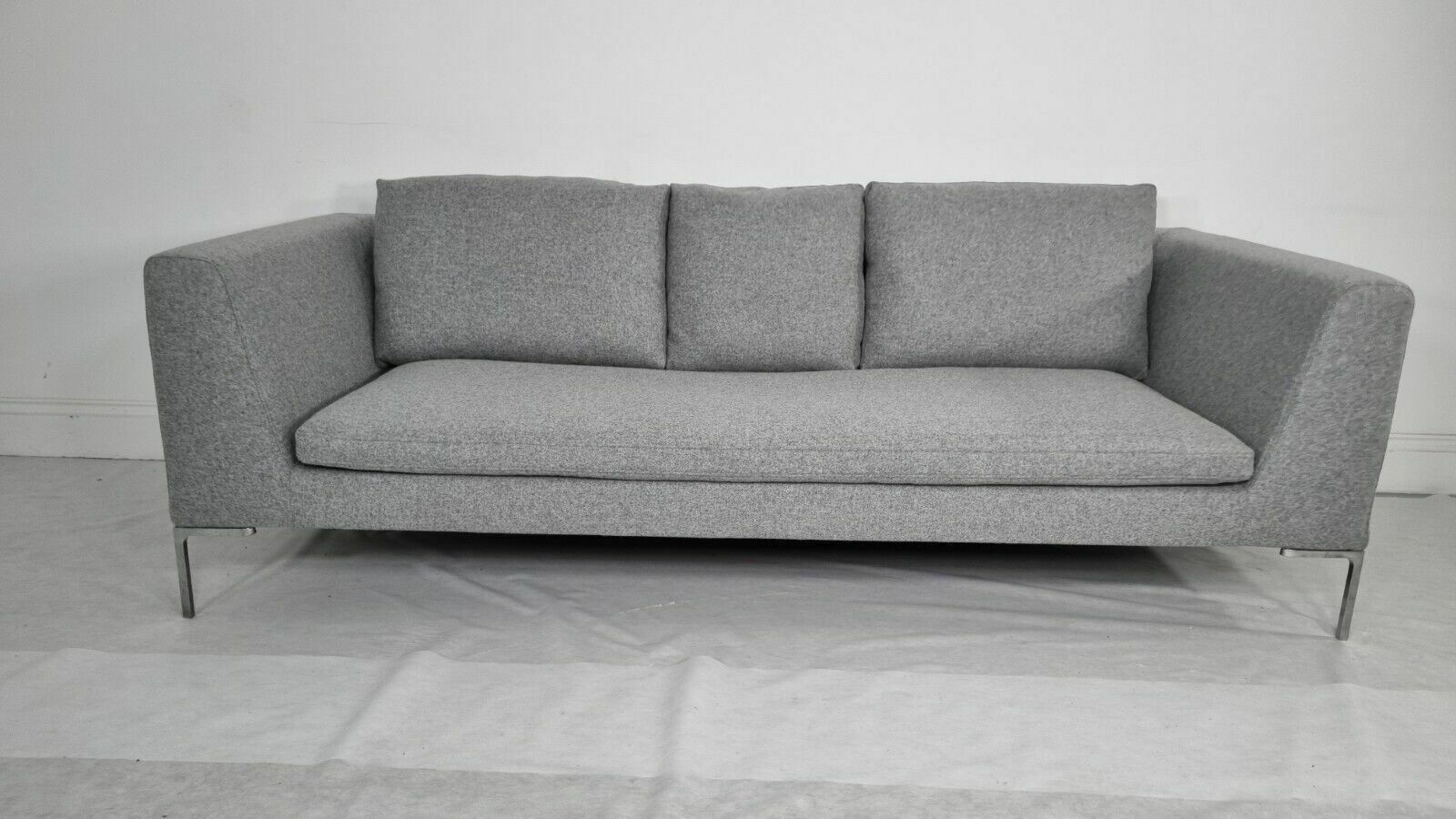 Stunning Bb Italia Charles Sofa In Soft Mid Grey Lambswool Excellent Condition