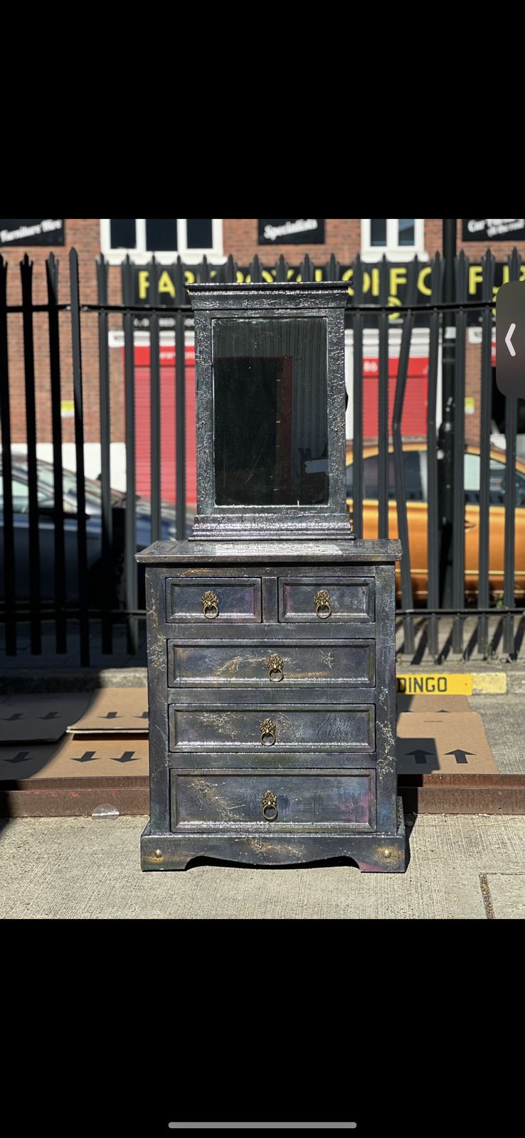 Vintage Chest Of Drawers