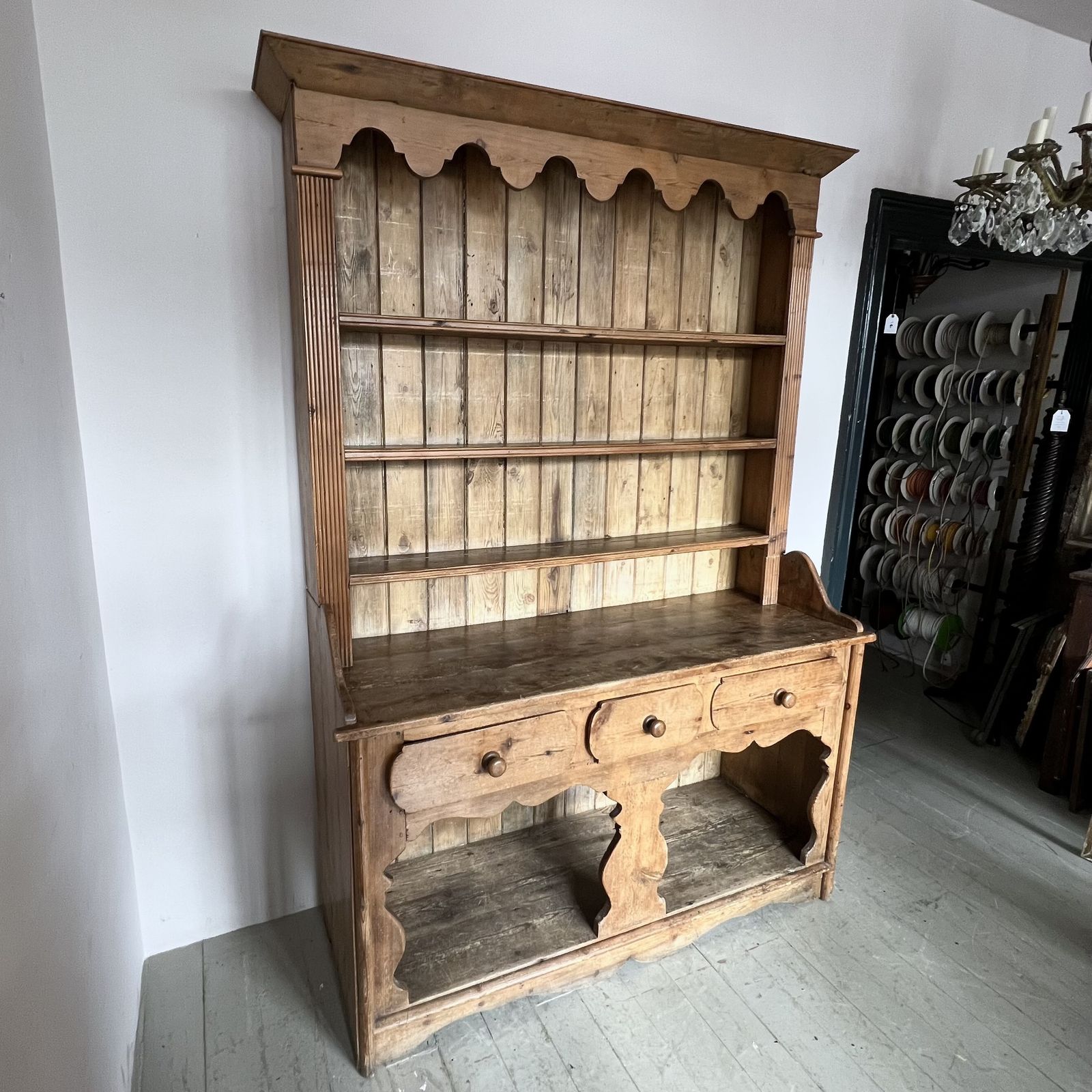 Large 19th Century Pine Farmhouse Dresser photo Furniture