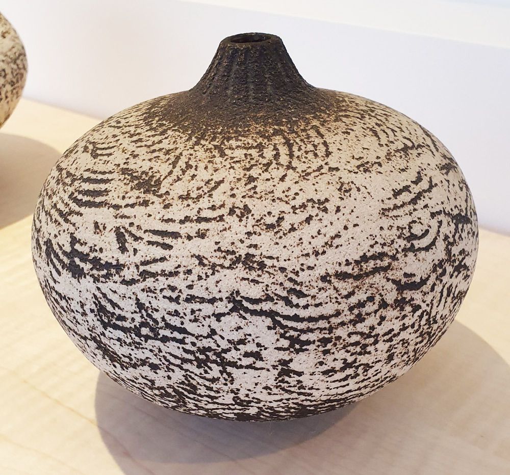 Waistel Cooper (1921 2003) – Ovoid Textured Vase