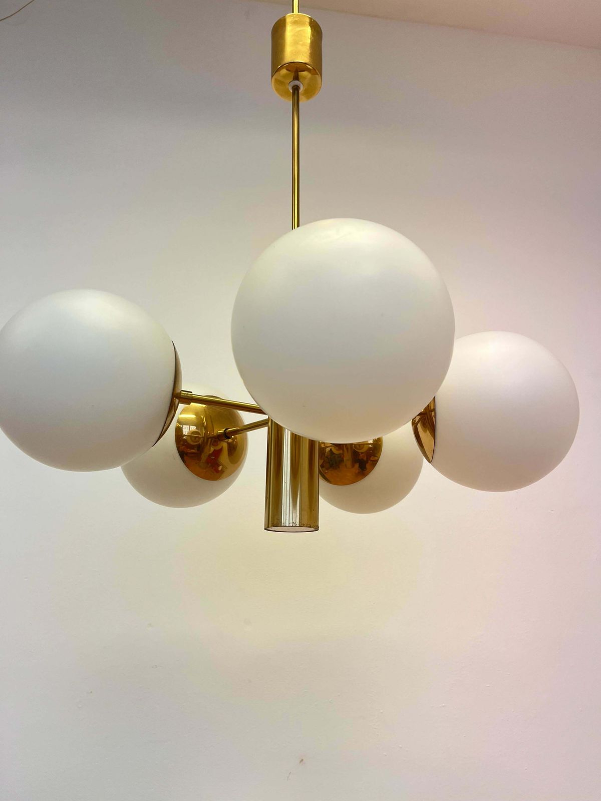 Big Brass Mid Century Sputnik Style Chandelier/ Pendant By Kaiser, 1970's photo Lighting