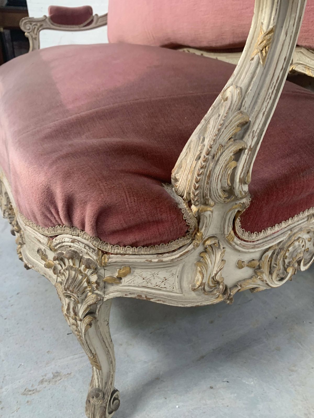 Louis XV Style Bench In Lacquered And Gilded Beech, 20th Century photo vintage
