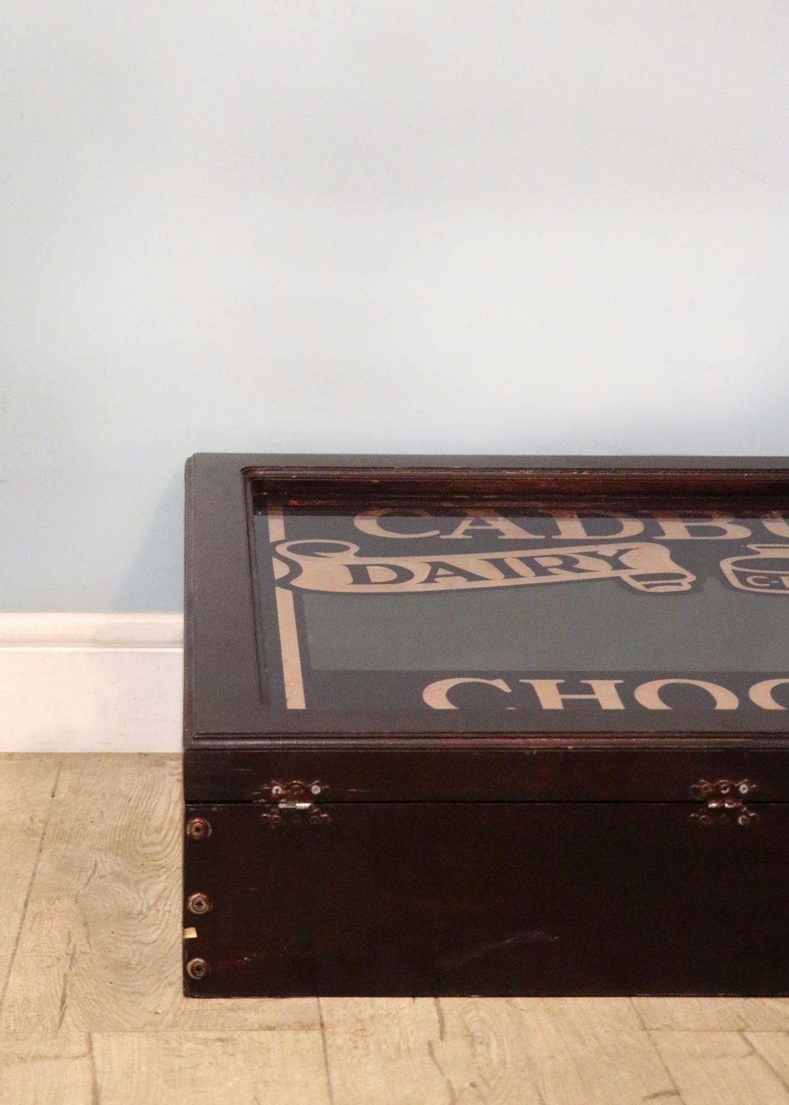 photo vinterior A Superb Wedge Shaped Countertop Display Cabinet, Later Hand Sign Written For Cadburys Dairy Milk Chocolate.