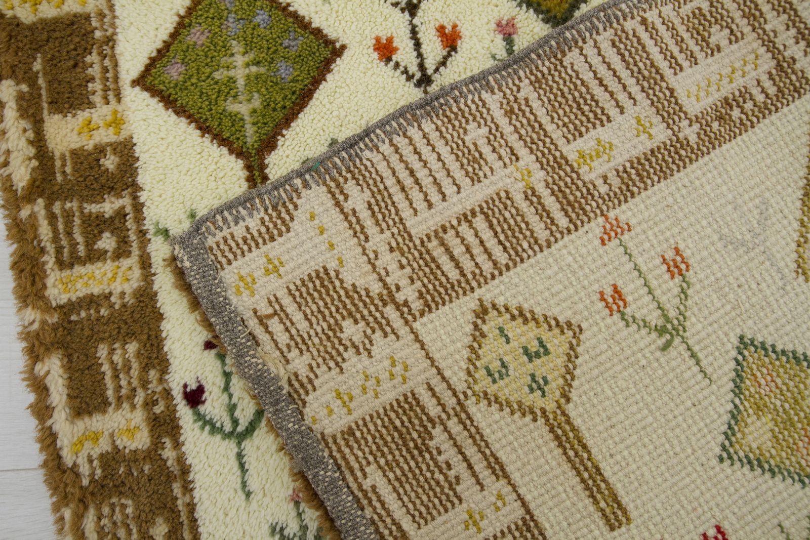photo vinterior Vintage Tapestry By Eva Nemeth, Hand Knotted Wool Wall Hanging