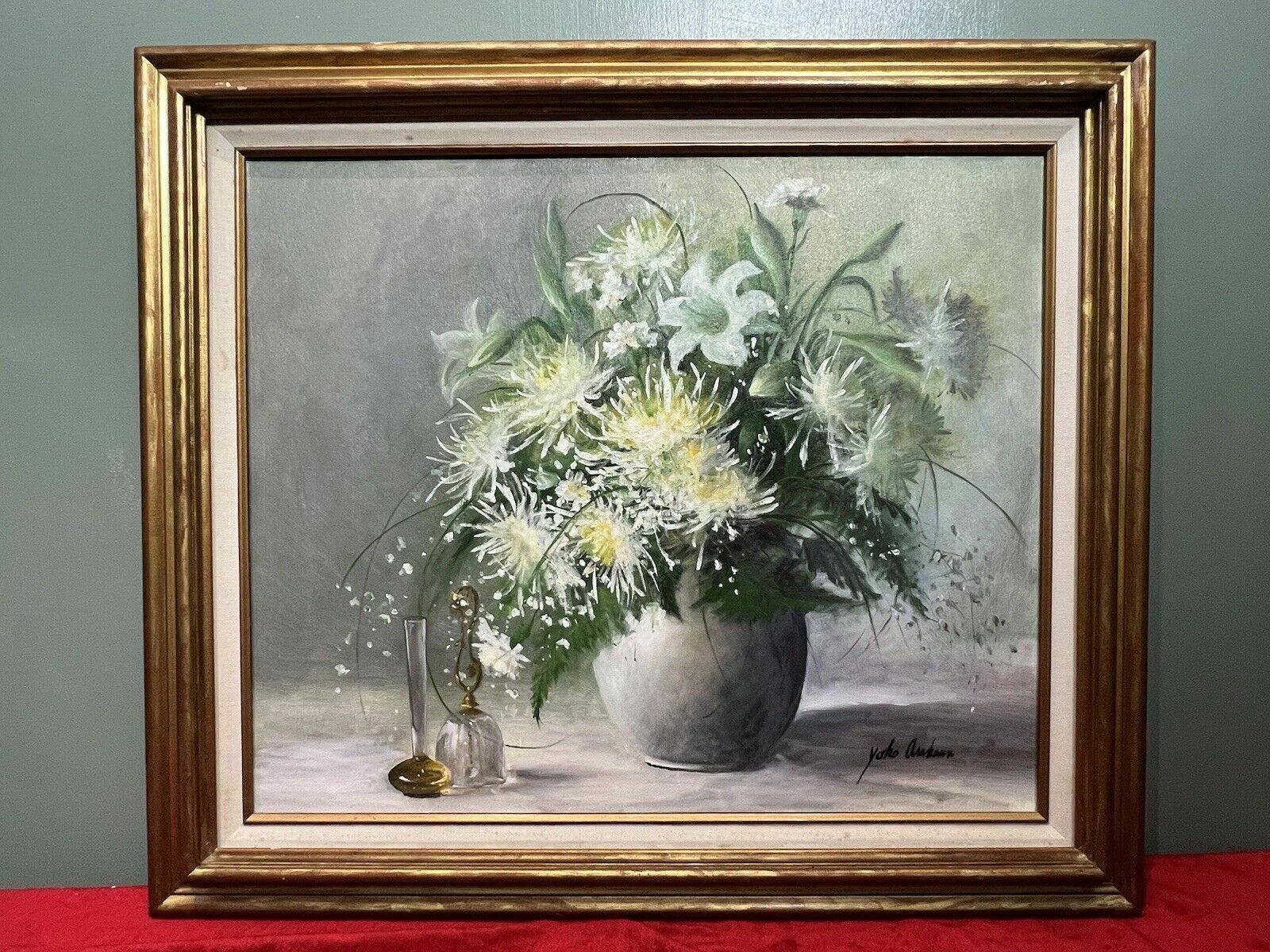 Yoko Arakana Chrysanthemum Bouquet Still Life photo furniture
