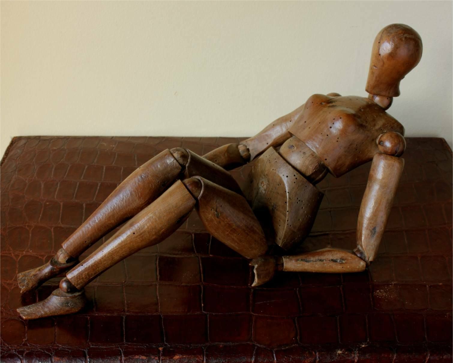 Home Decor Female Artist Lay Figure. Wood Articulated Mannequin Doll. 19th Century. photo