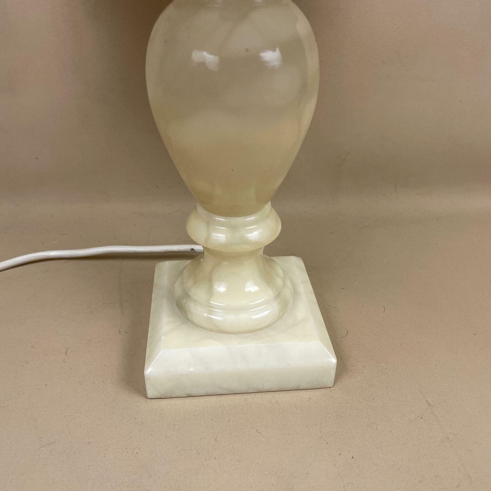 Antique Onyx Marble Lamp Light Brown Cream Bedside Side Table Desk Marbled Patterned Vintage Downton Pleated Cream Shade Lampshade photo 75.0