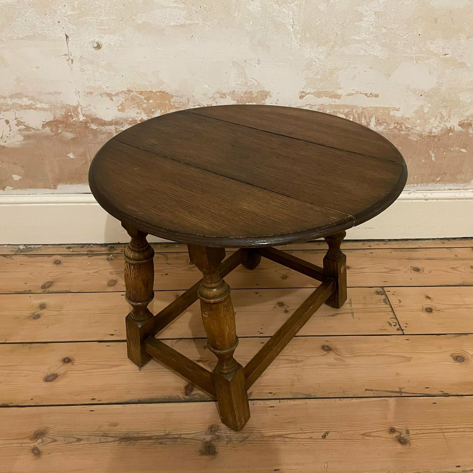 Antique Coffee Table Round Console Wood Bedside Brown Hallway Side Wooden Vintage Plant Stand Fold Down Away Rectangle Solid