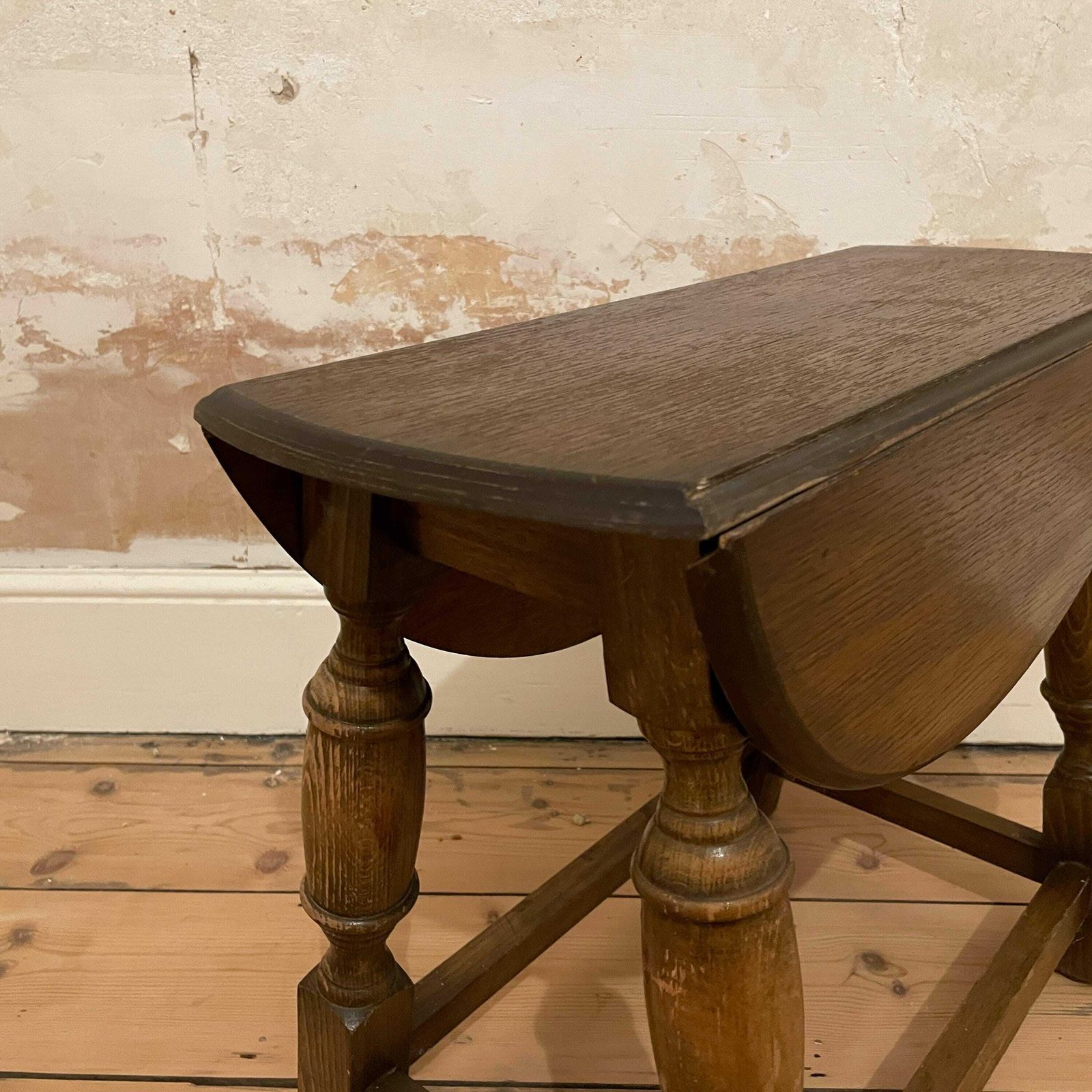 Antique Coffee Table Round Console Wood Bedside Brown Hallway Side Wooden Vintage Plant Stand Fold Down Away Rectangle Solid photo buy