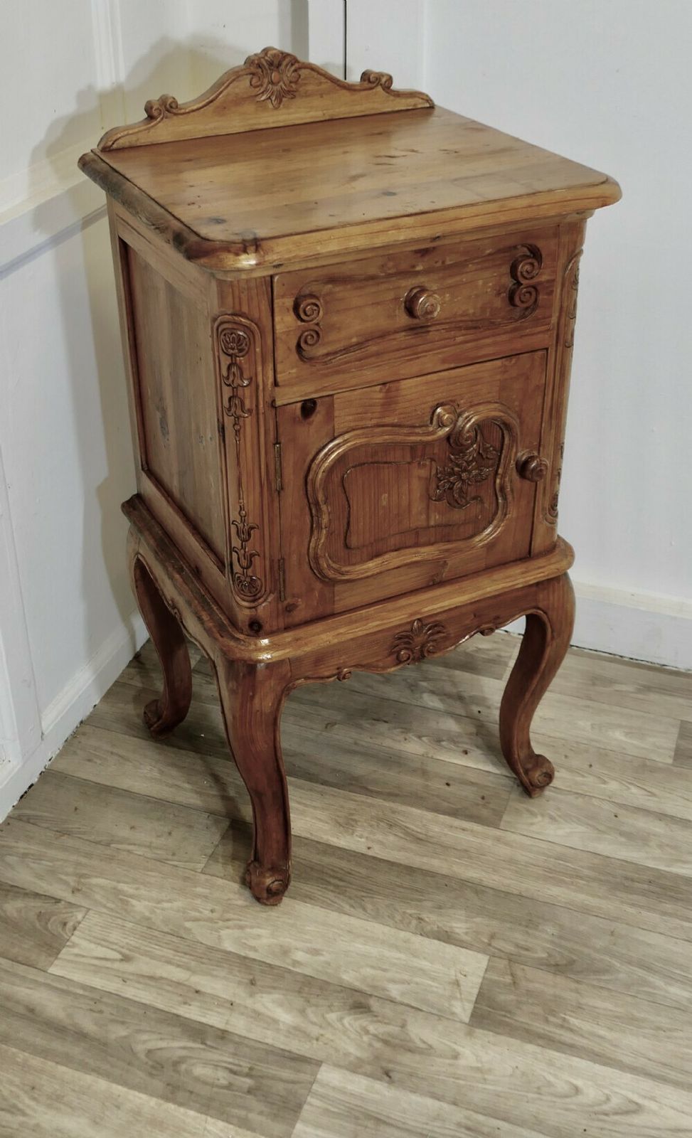 French Rococo Style Side Or Bedside Cabinet photo furniture