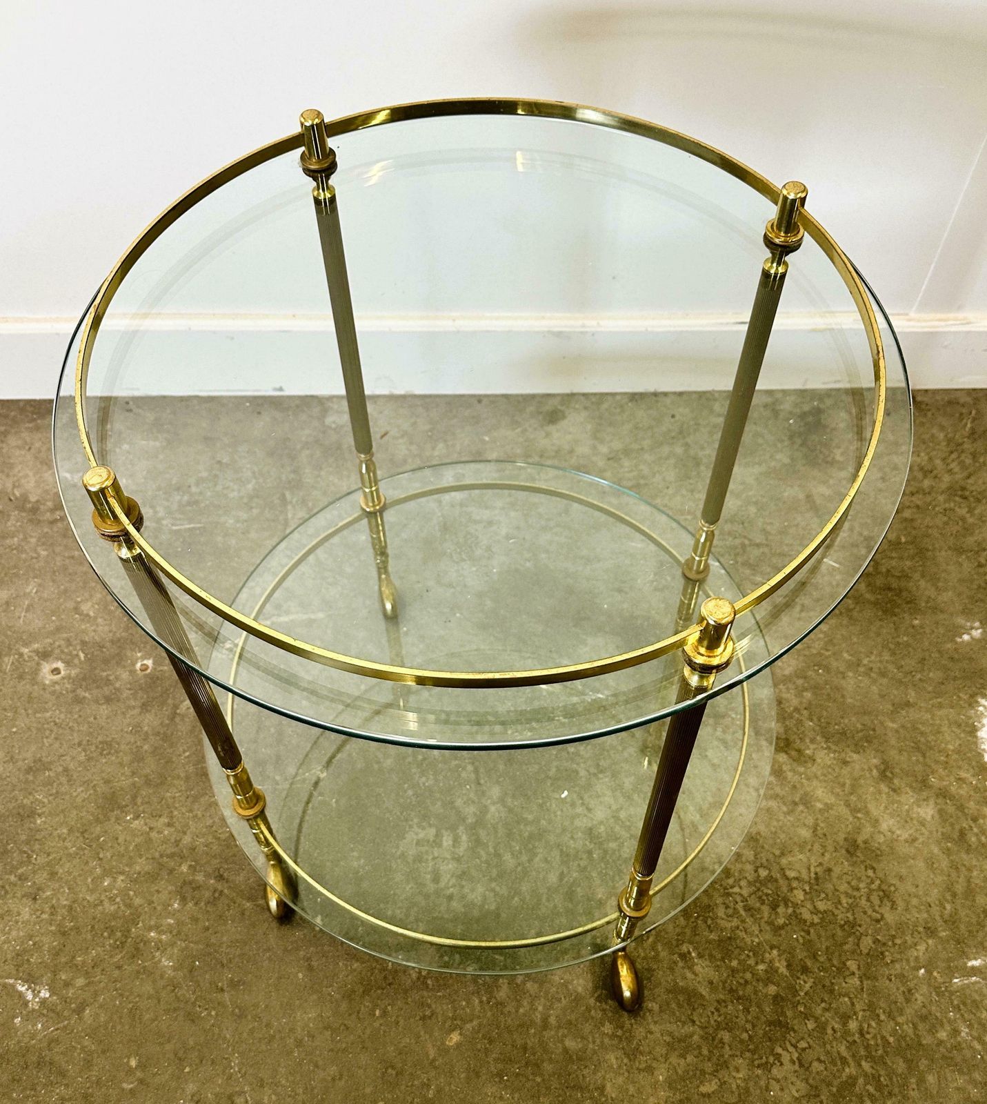 Mid Century Modern Italiaanse Barkar Van Messing En Glas, Jaren 1970, Italië. photo for sale