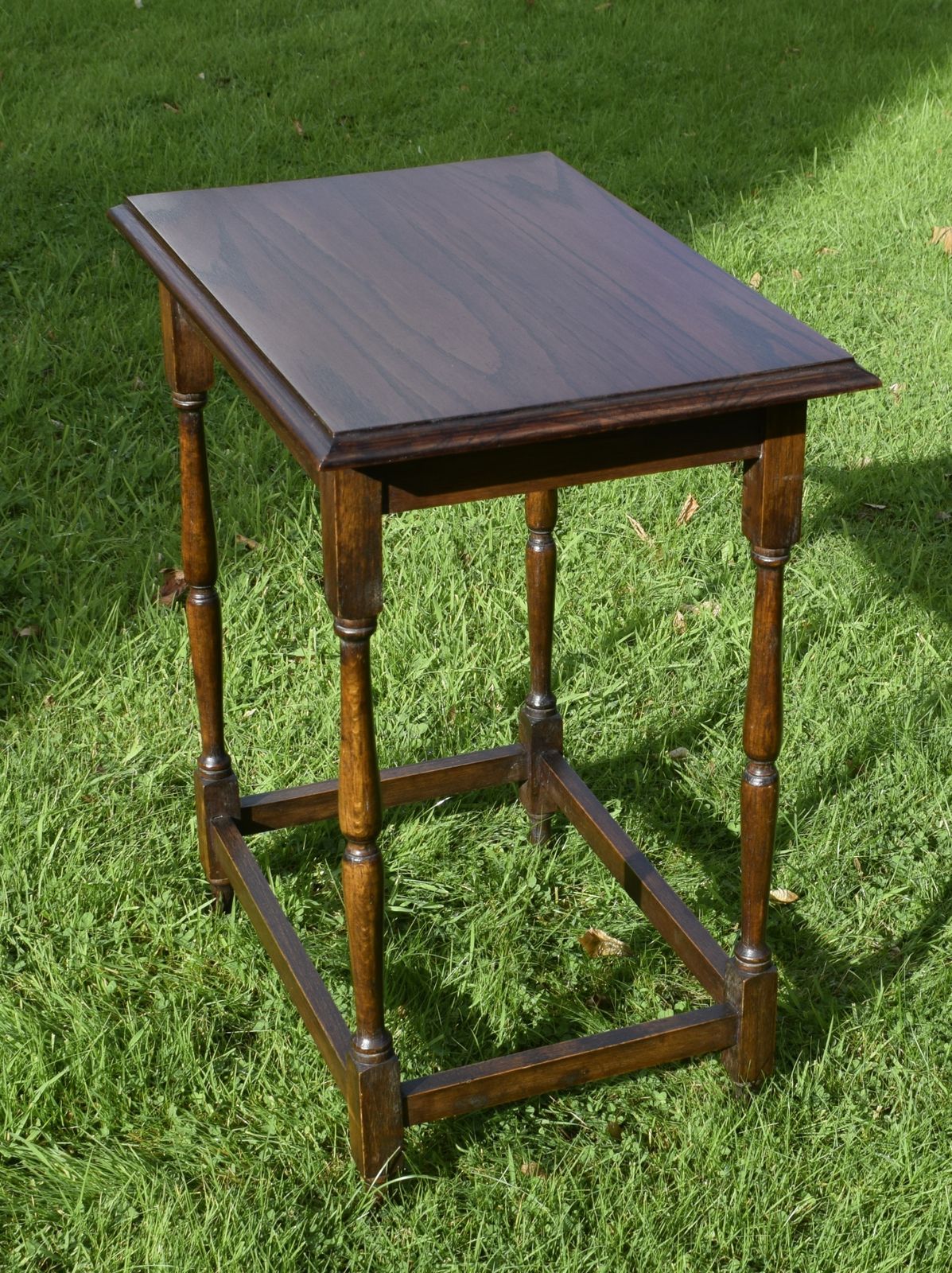 Early 20th Century Oak Lamp Table photo 185.0