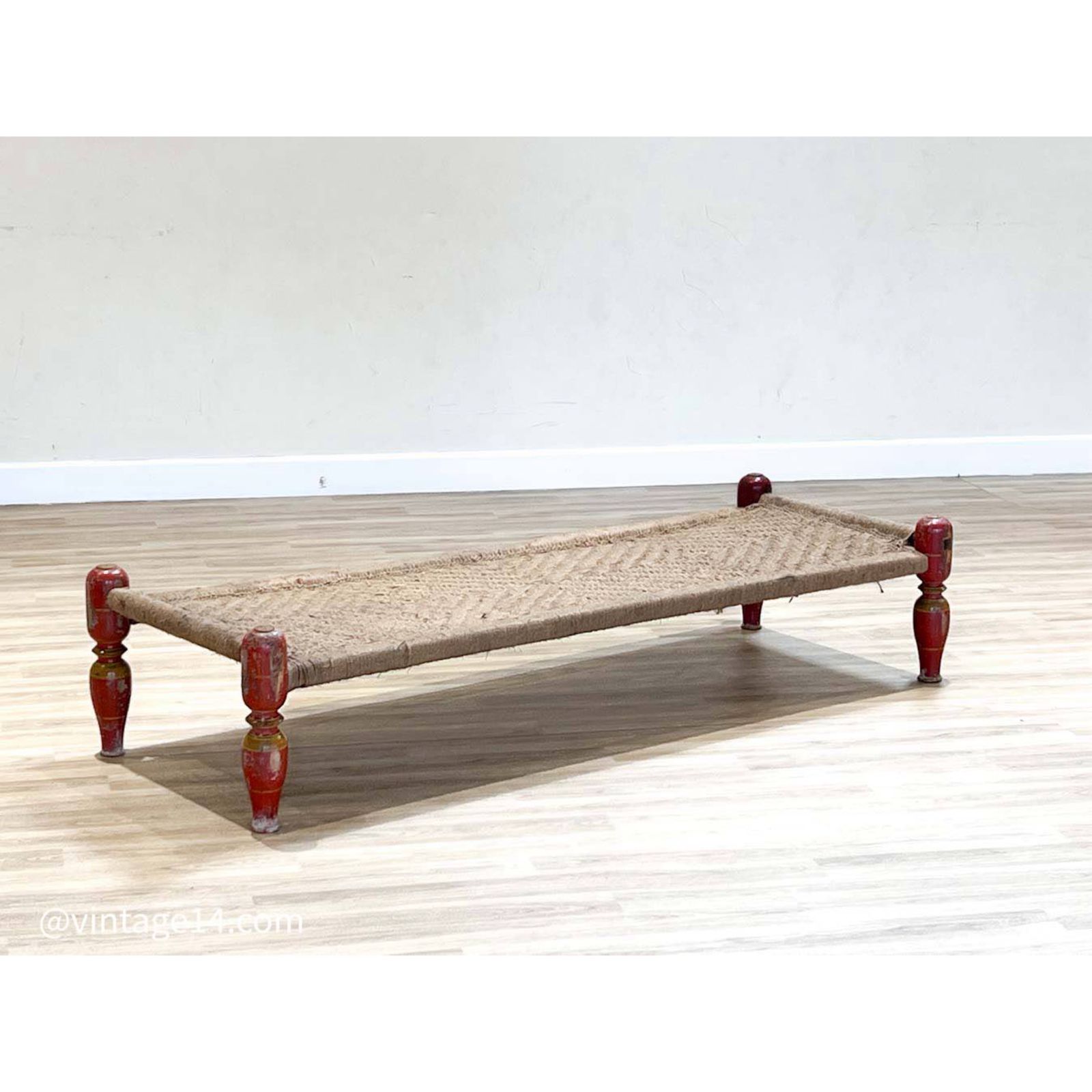 Traditional Daybed In Red Lacquer Wooden Indian Classical Weaved Bed   Handmade Indian Daybed photo 320.0