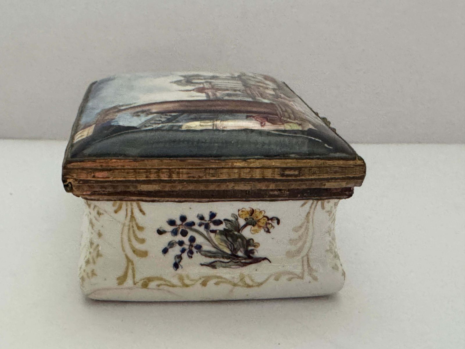 18th Century South Staffordshire Snuff Box photo vintage