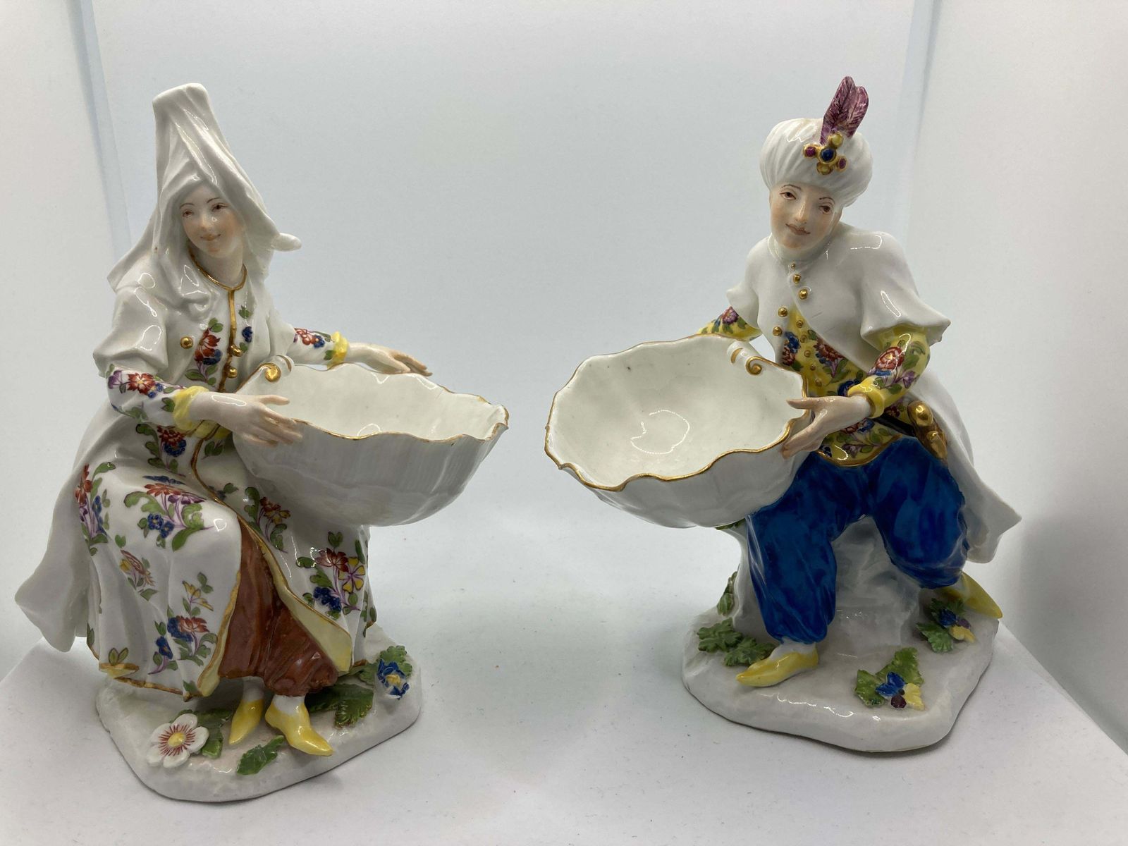 18th Century Meissen Turkish Pair Holding Sweetmeat / Table Salt Bowls photo for sale