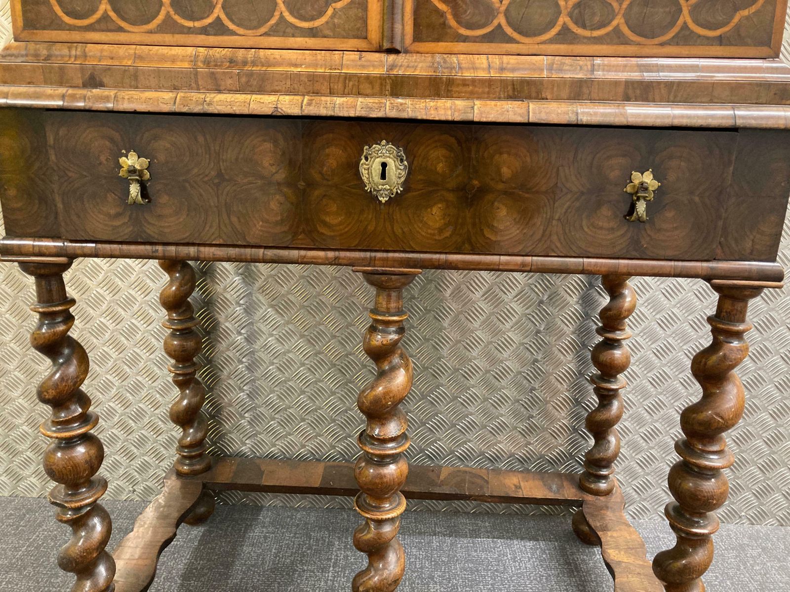 19000.0 William & Mary Walnut Oyster Veneer Cabinet On Stand photo