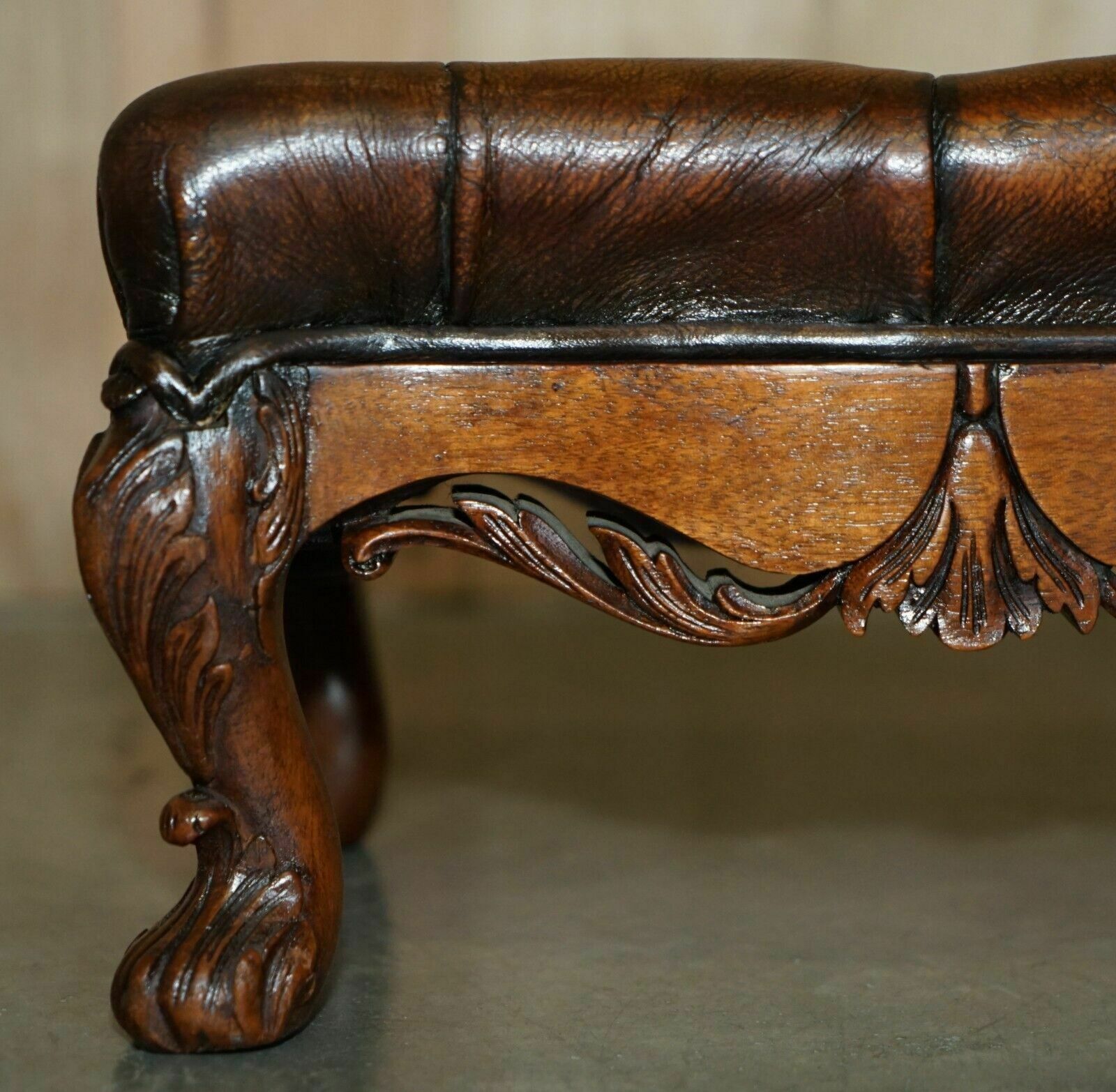 photo furniture Fine Pair Of Ornate Hand Carved Victorian Brown Leather Chesterfield Footstools