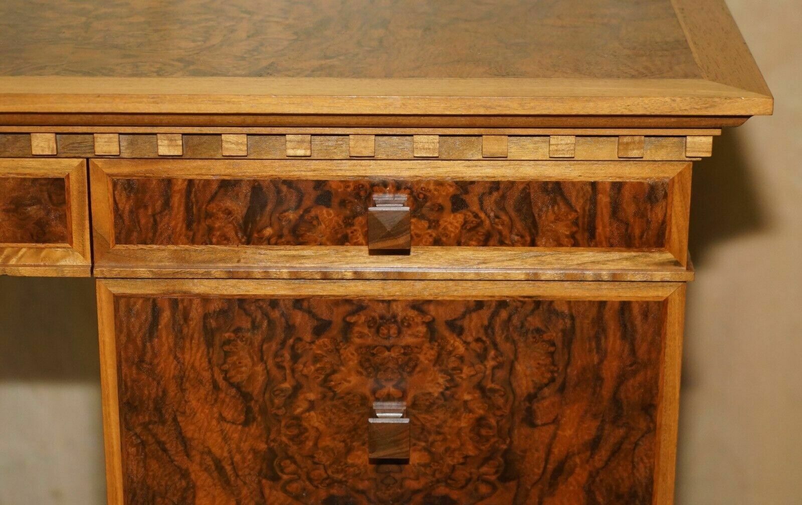 Rrp £25,550 David Linley Burr Walnut Classic Pedestal Desk For Light Restoration photo buy