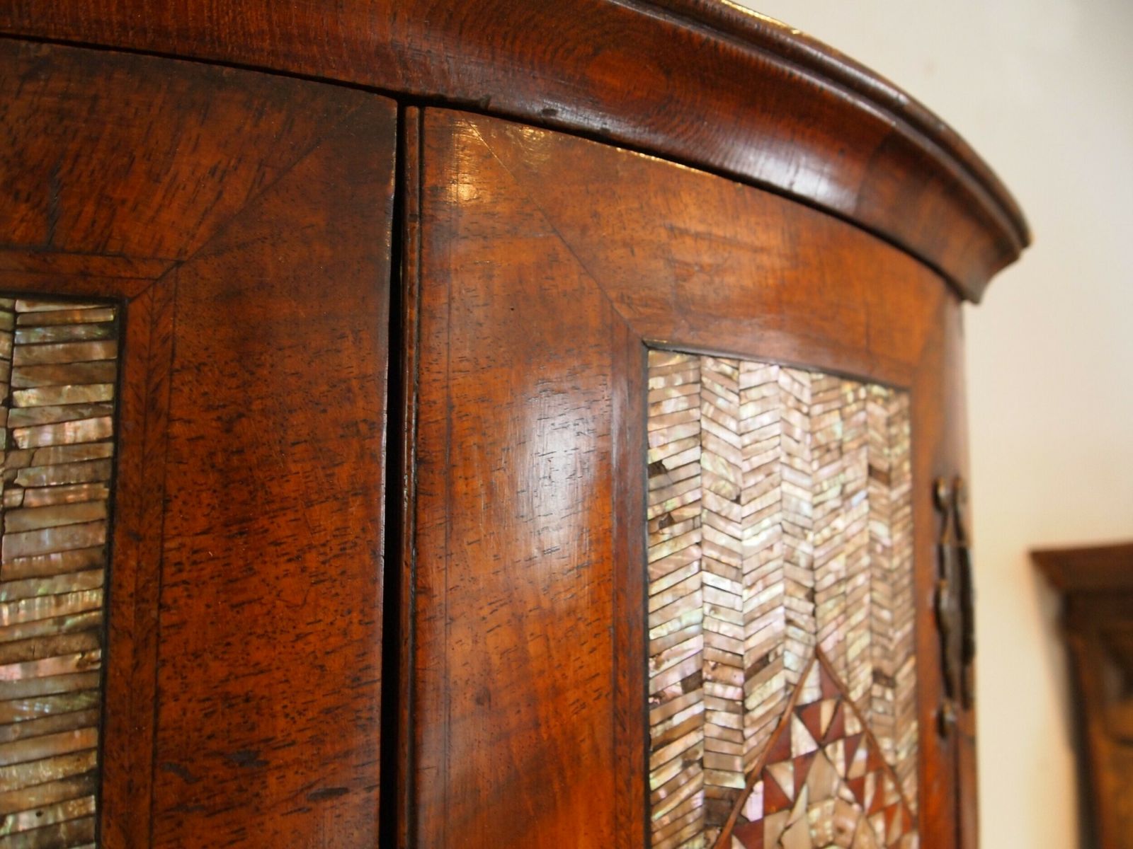 Cupboard Rare Queen Anne Corner Cabinet Walnut C1700 photo vintage