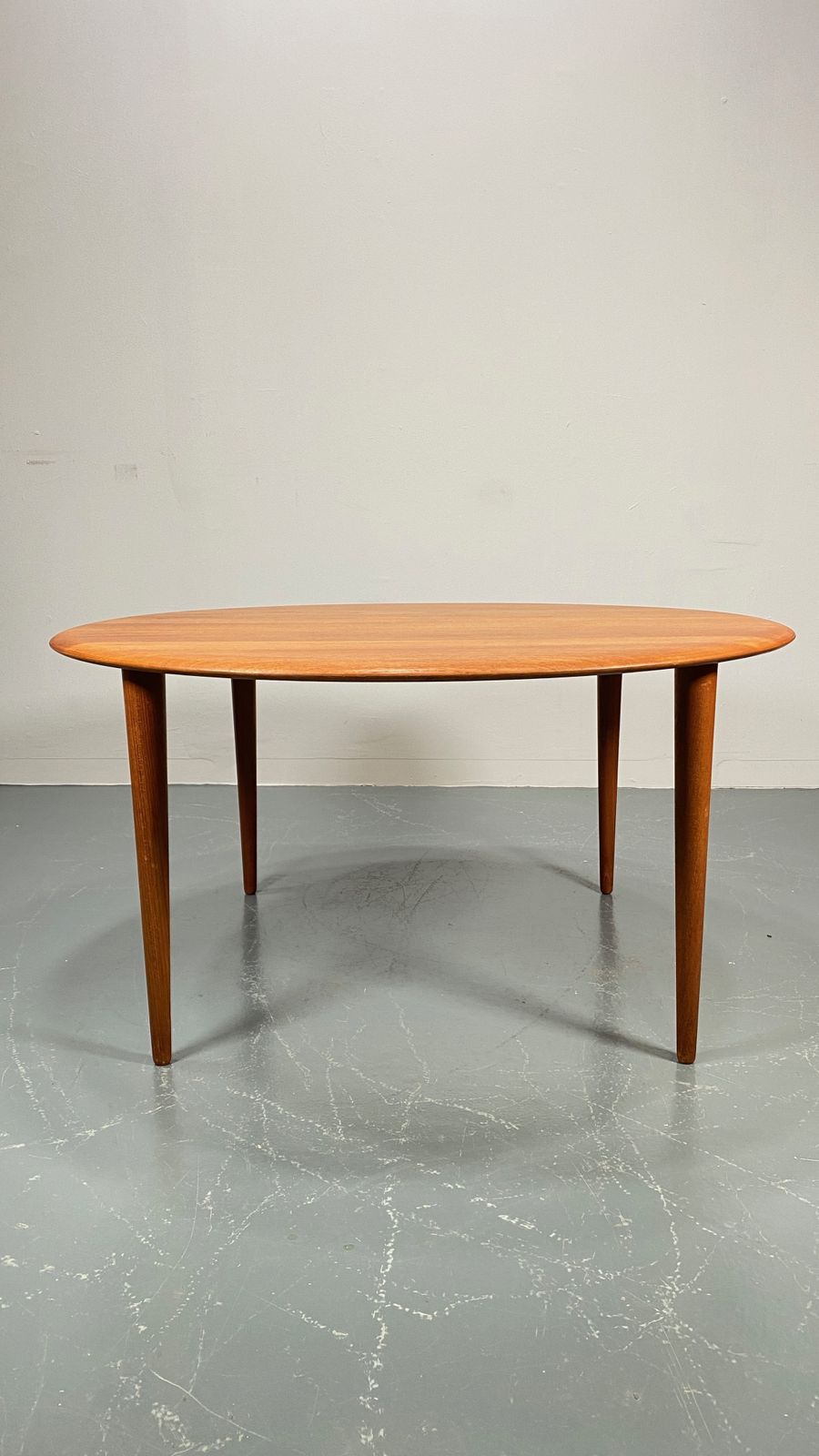 Solid Circular Teak Coffee Table By Hvidt & Mølgaard Nielsen For France And Søn