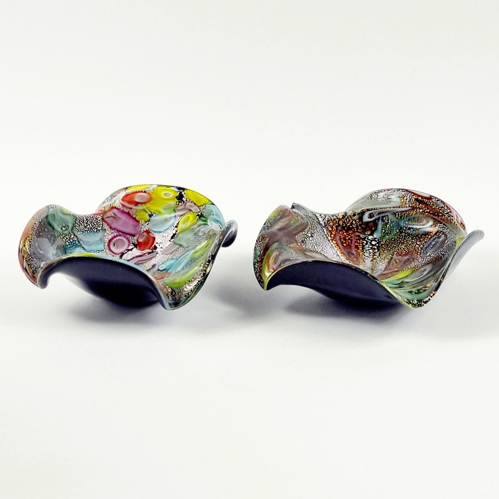 Pair Of Mid Century Murano Glass Bowls By Dino Martens For Avem (Italy, 1950s/1960s) photo furniture