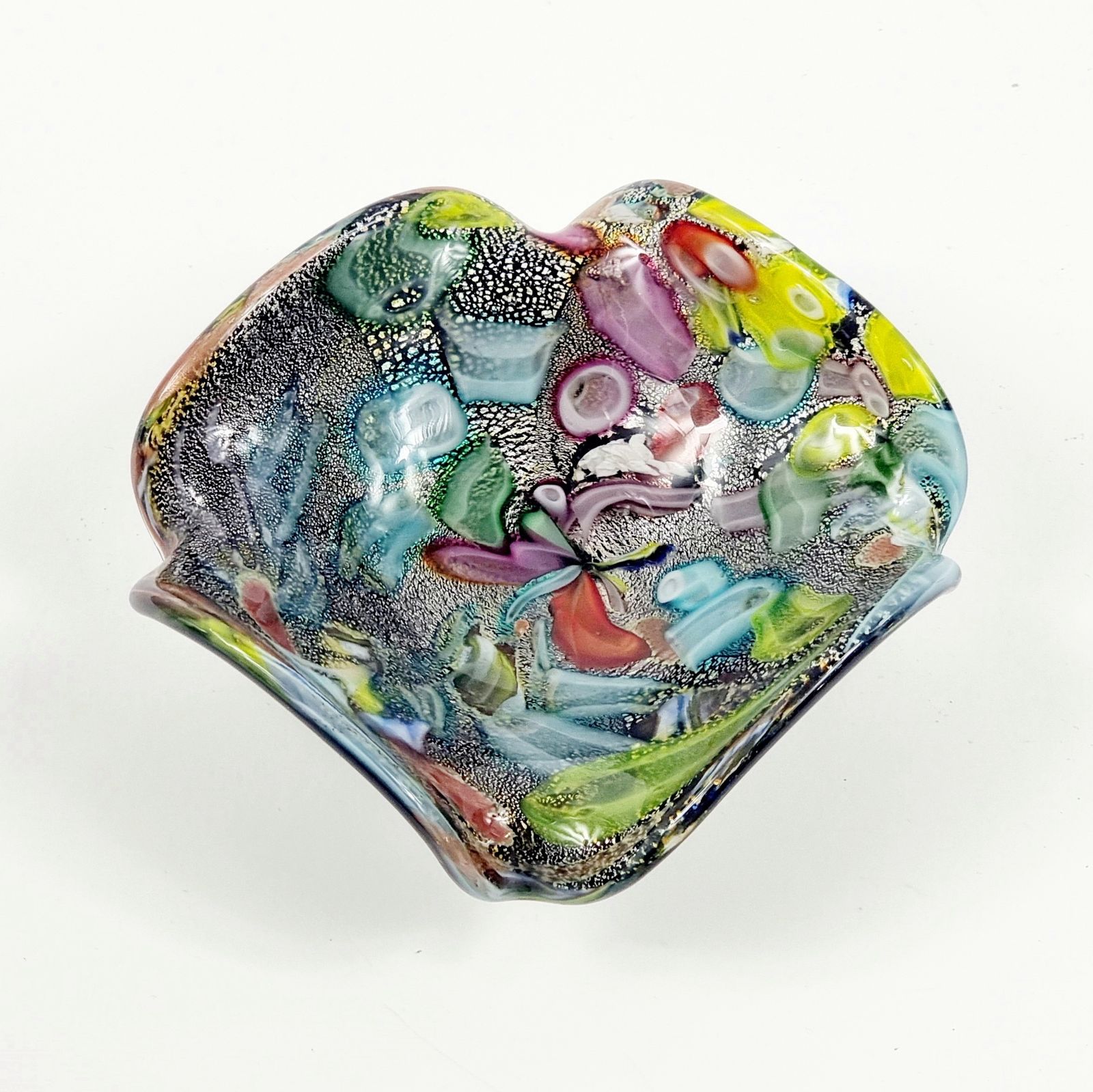 photo for sale Pair Of Mid Century Murano Glass Bowls By Dino Martens For Avem (Italy, 1950s/1960s)